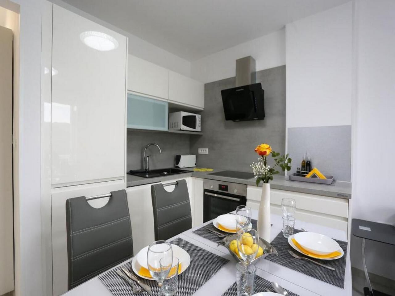 Apartment Sea View 91653-A1