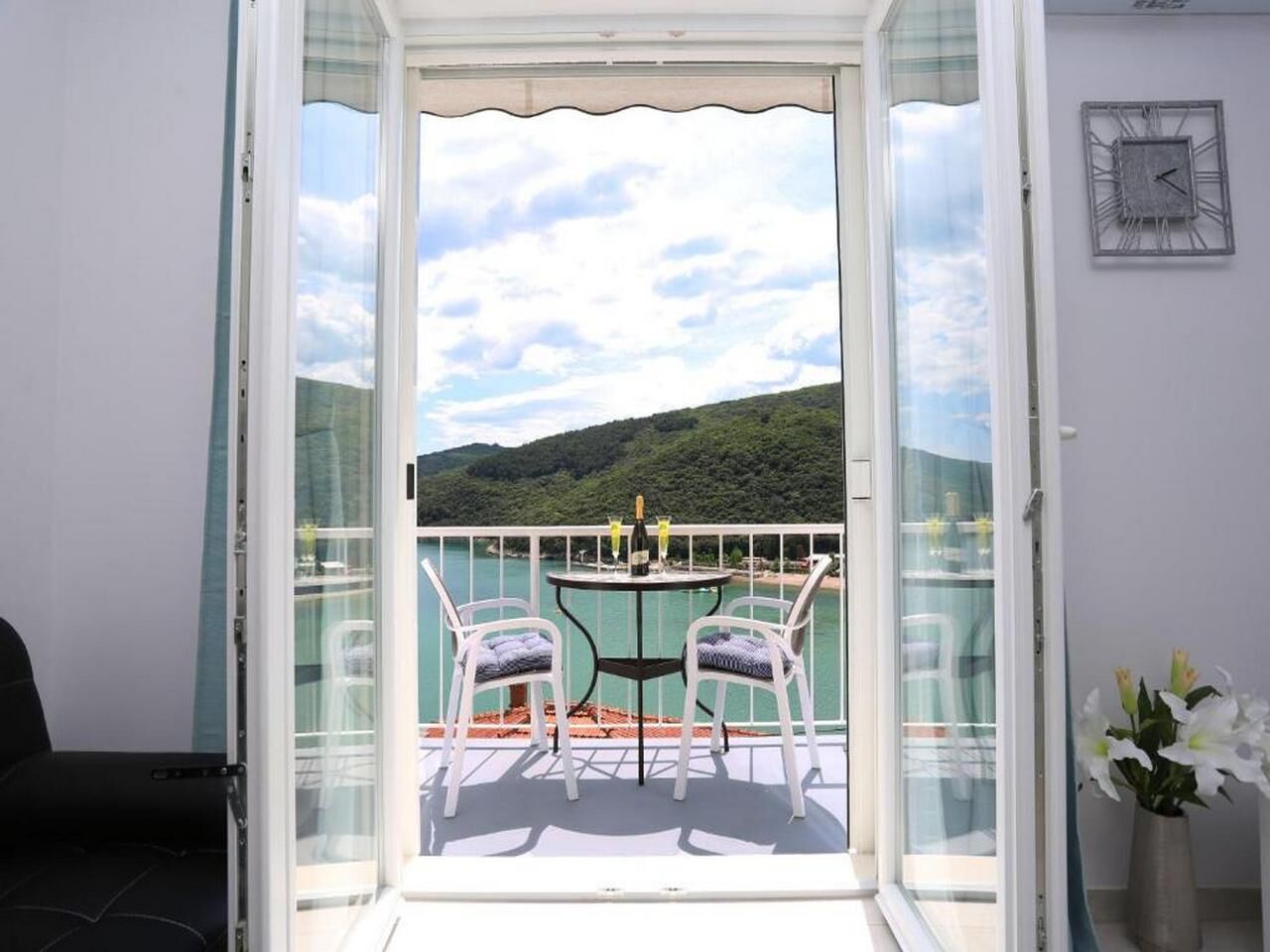 Apartment Sea View 91653-A1