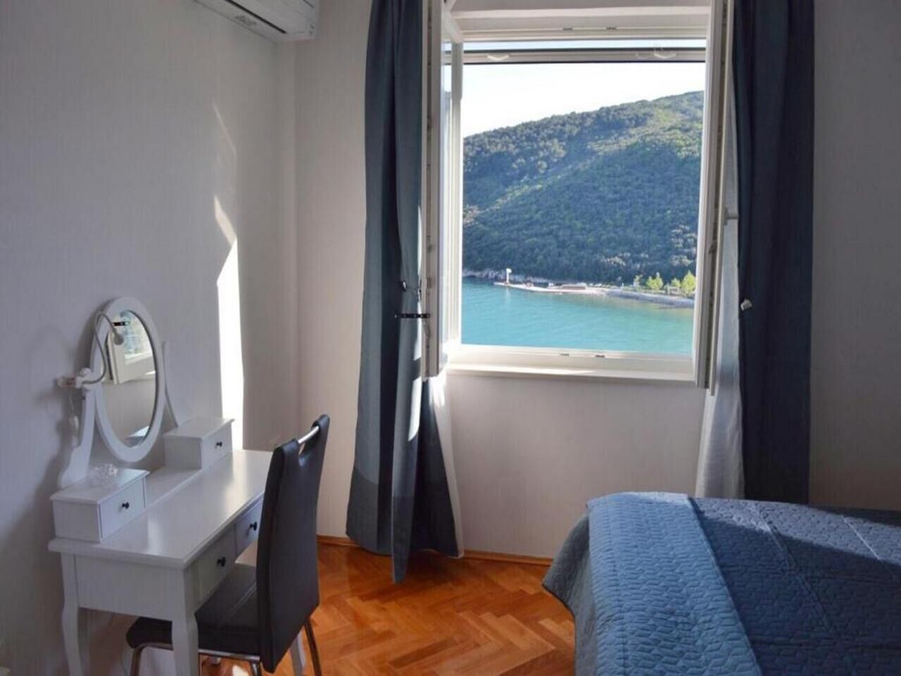 Apartment Sea View 91653-A1