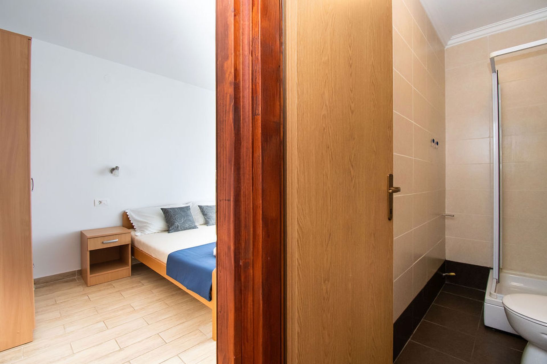 Apartments Igor 60551-A1