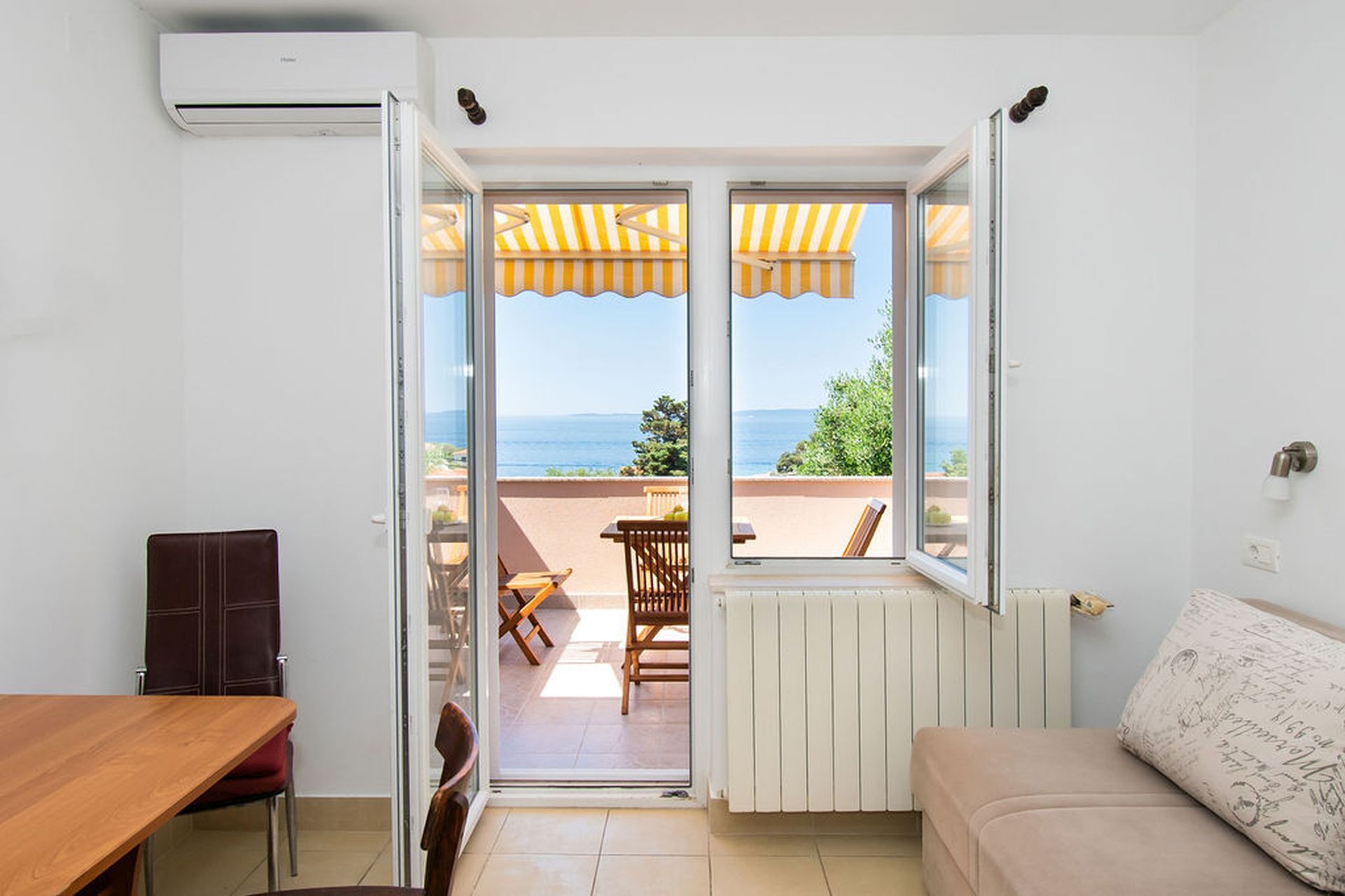 Apartments Igor 60551-A2