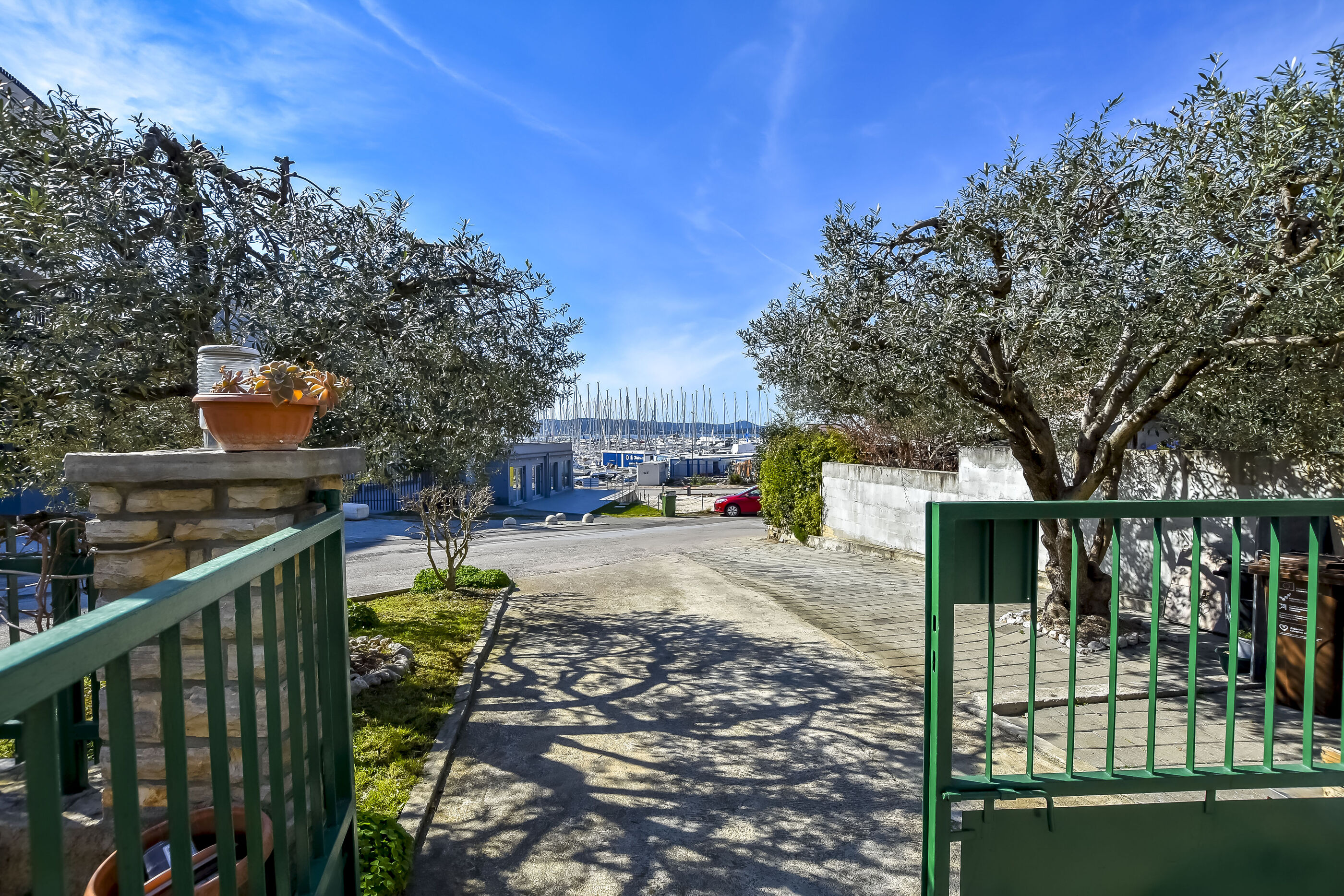 Apartments Jasmine 91761-A1