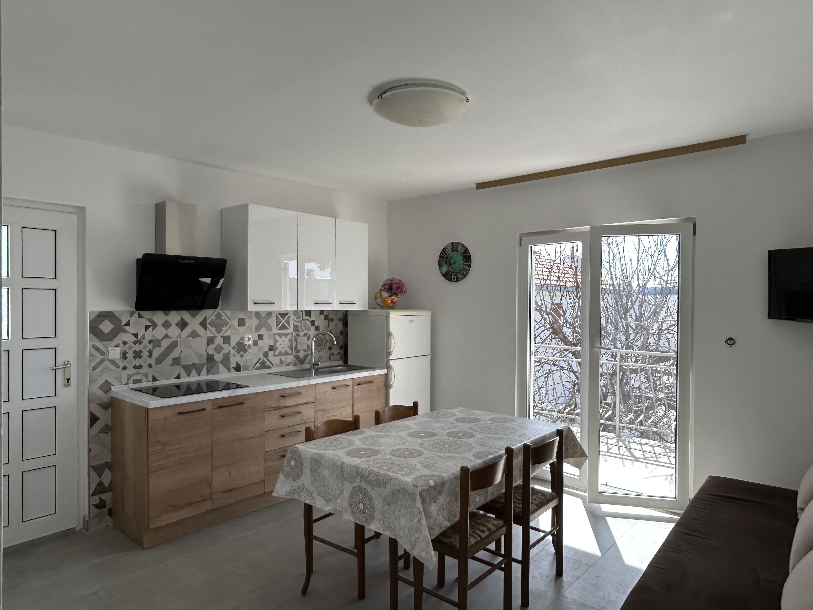 Apartments Ljubomir 55491-A2