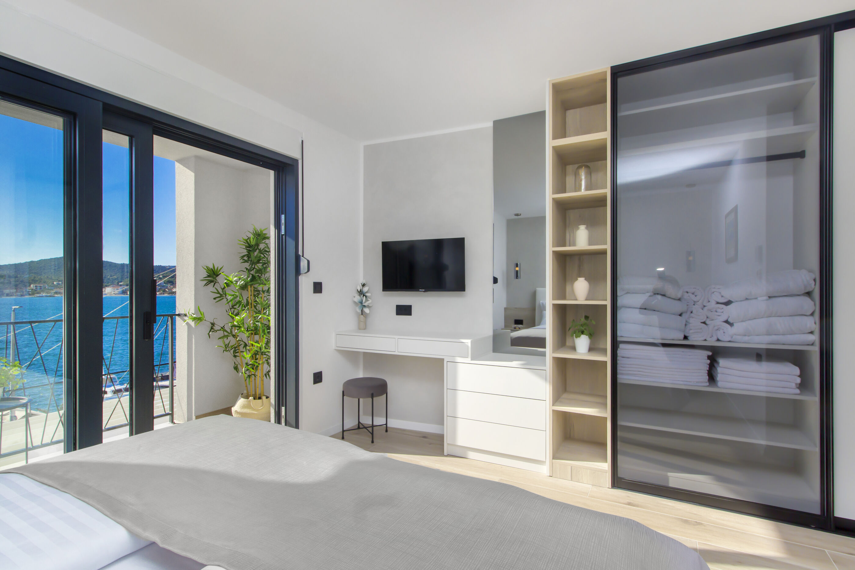 Villa Lux V9761-K1