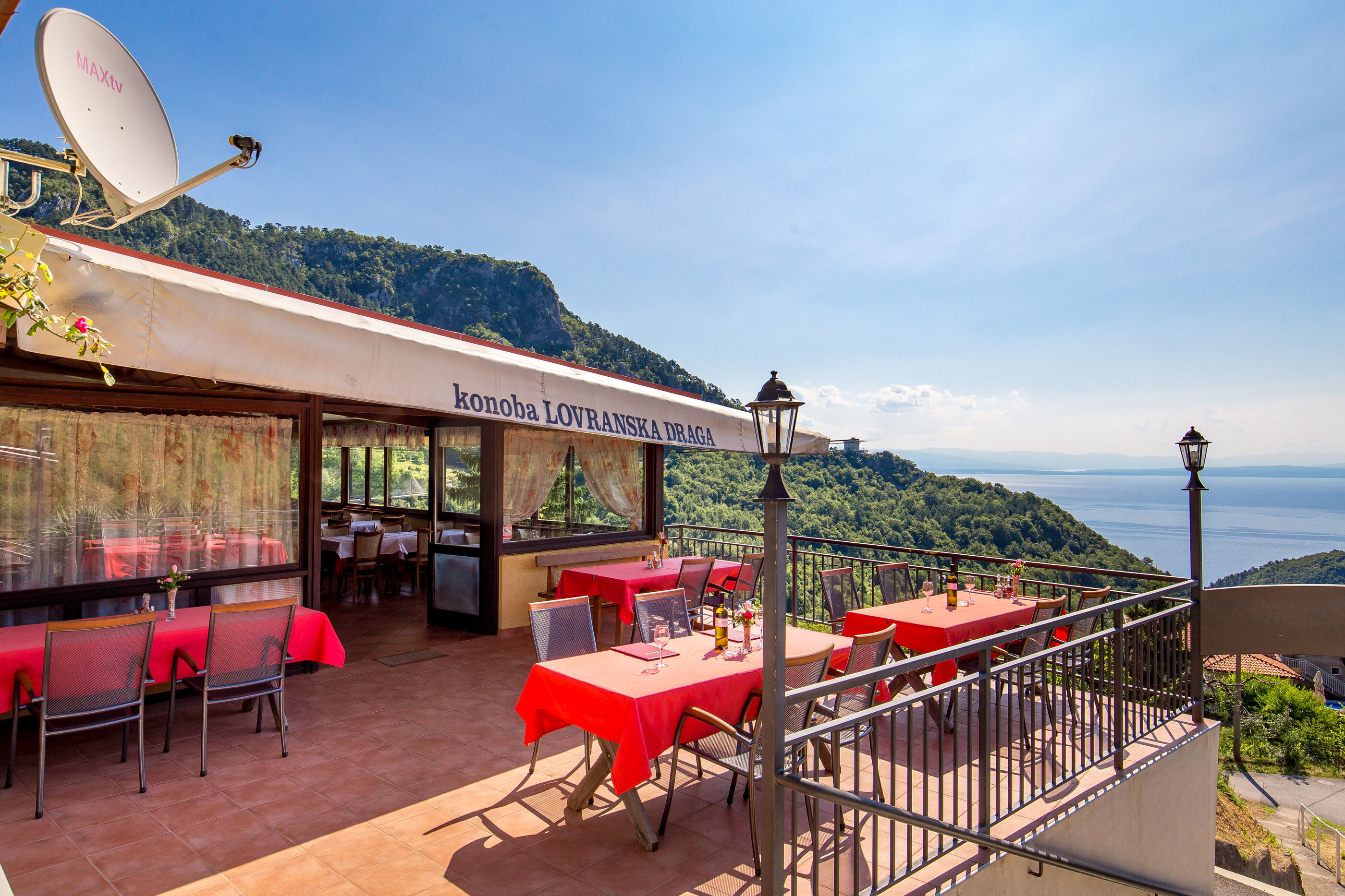 Apartments and Rooms Villa Bettina 91691-S1
