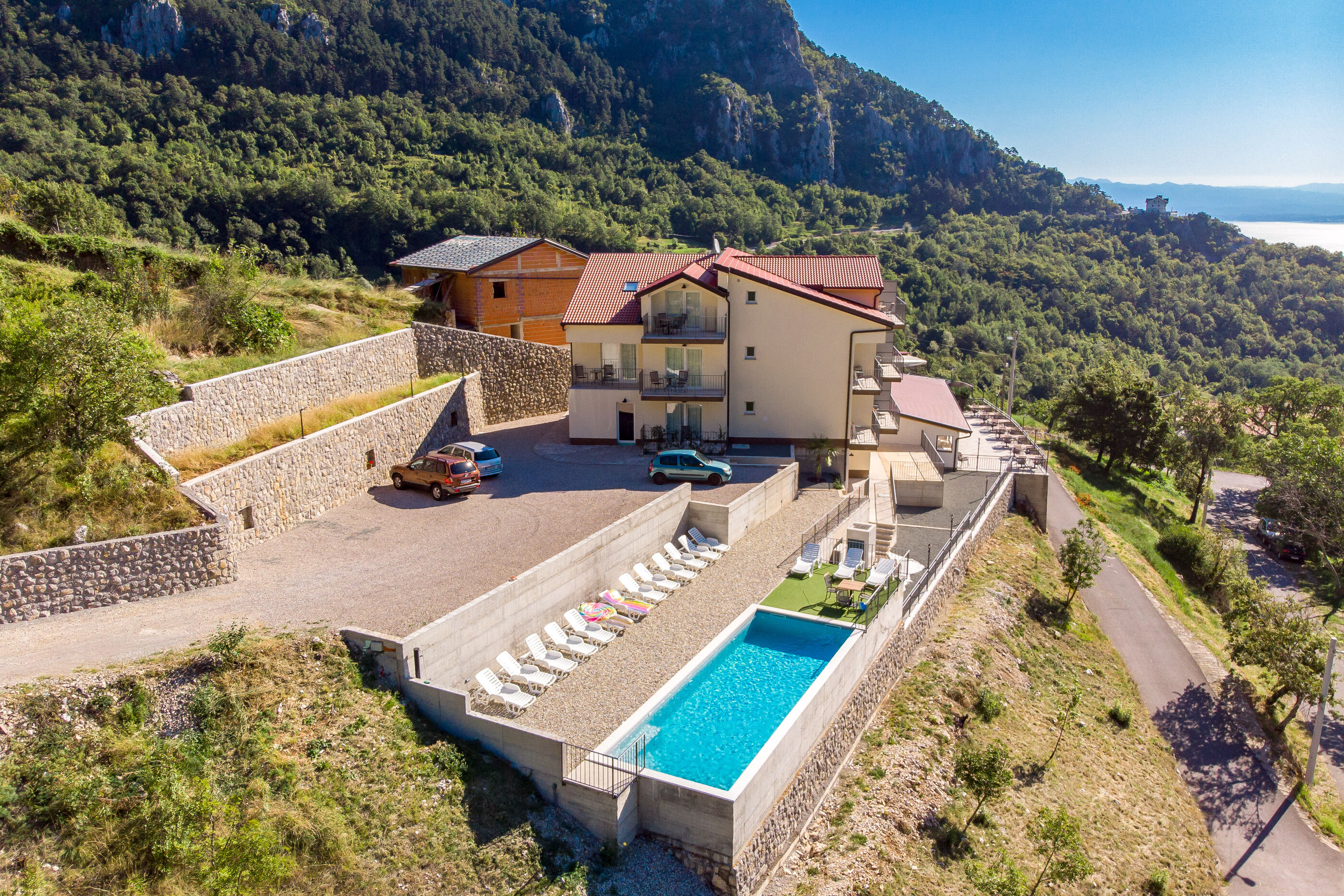 Apartments and Rooms Villa Bettina 91691-S1