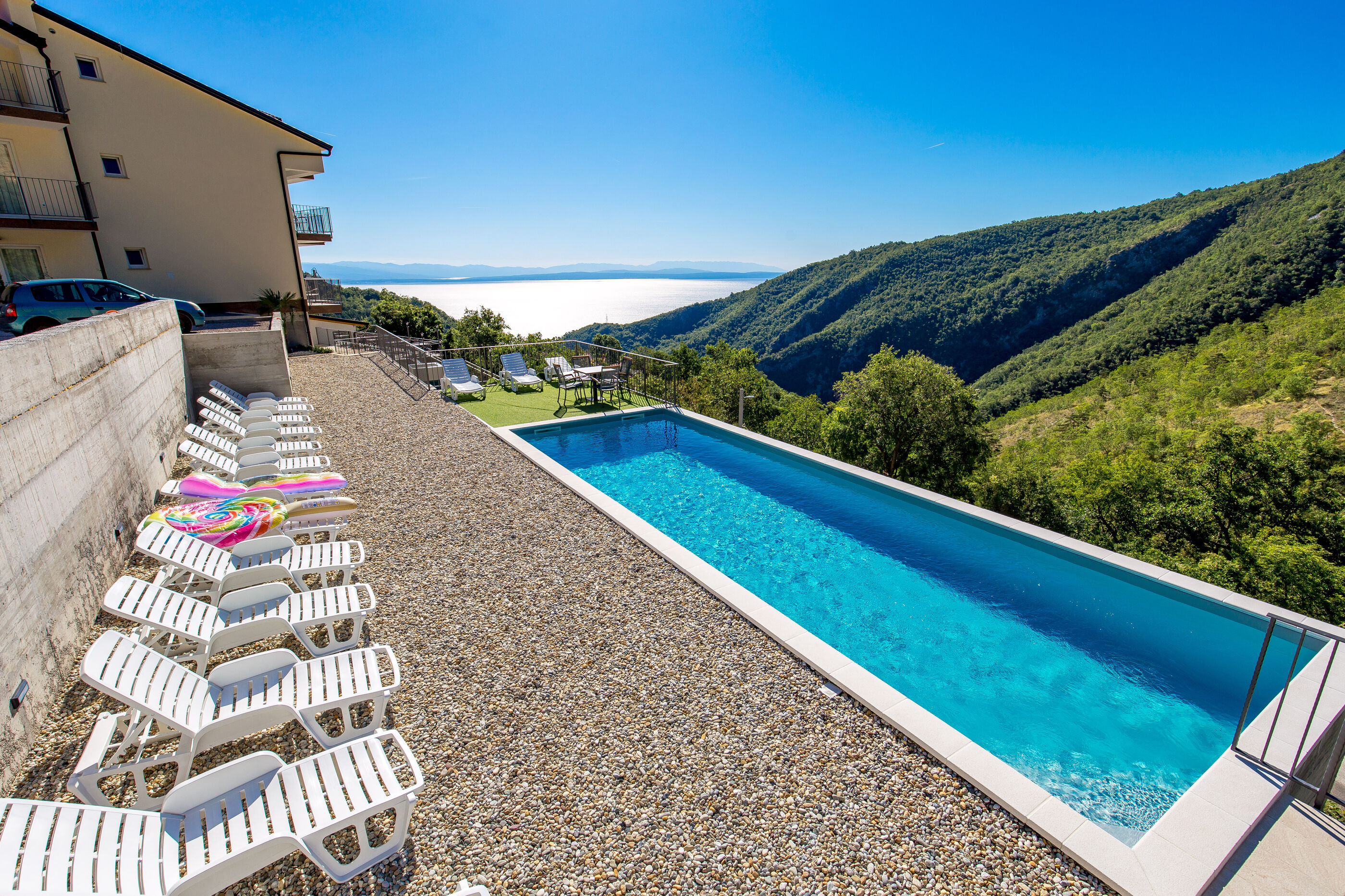 Apartments and Rooms Villa Bettina 91691-S1