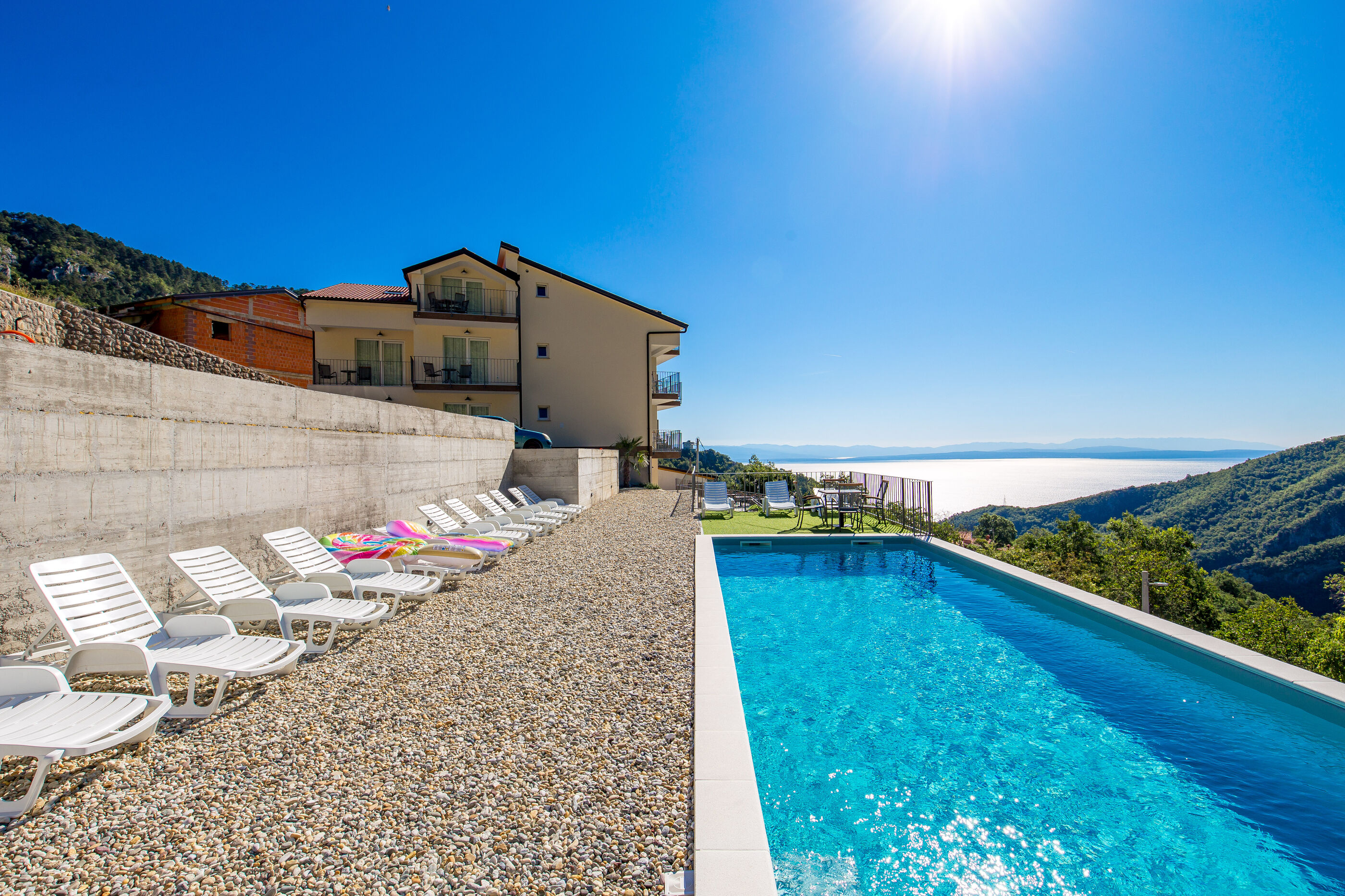 Apartments and Rooms Villa Bettina 91691-S1