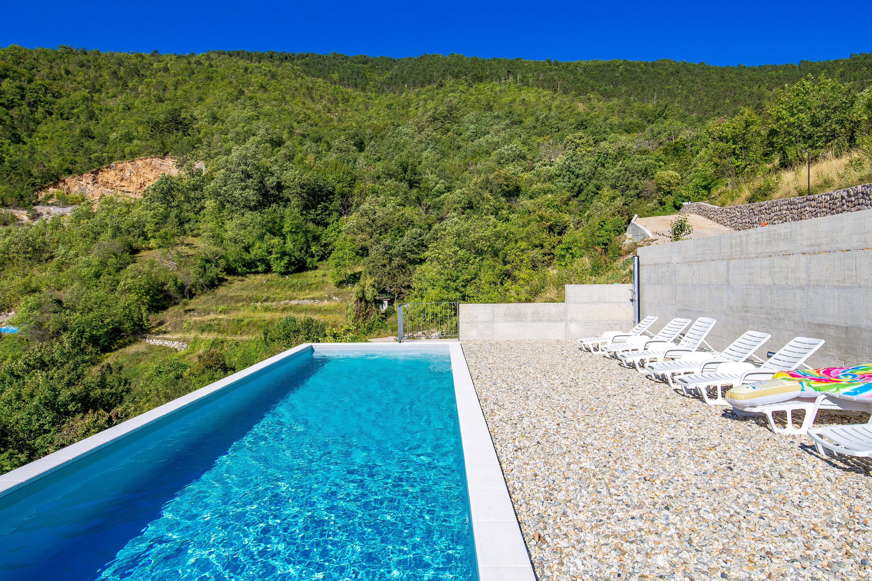 Apartments and Rooms Villa Bettina 91691-S1