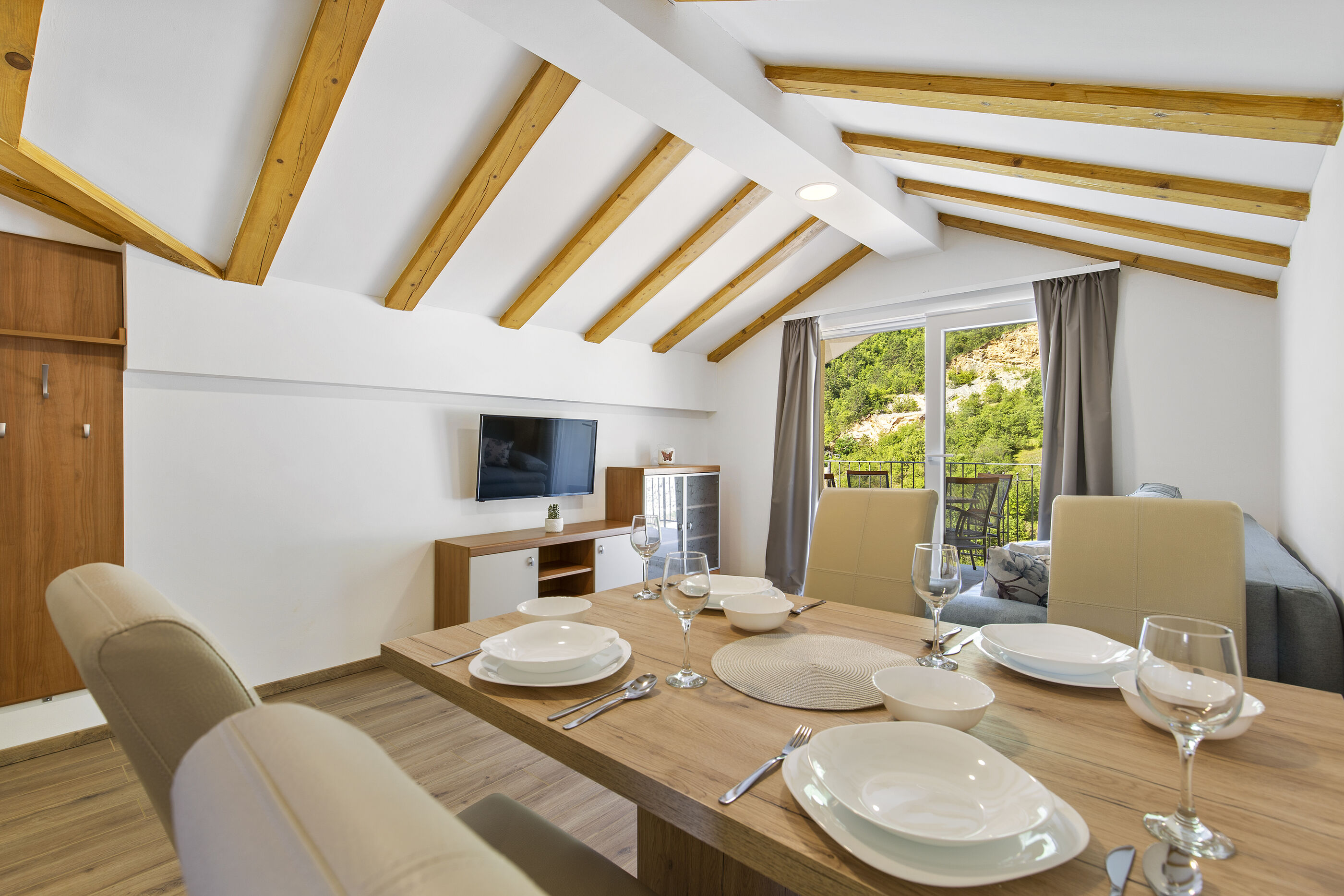 Apartments and Rooms Villa Bettina 91691-A1