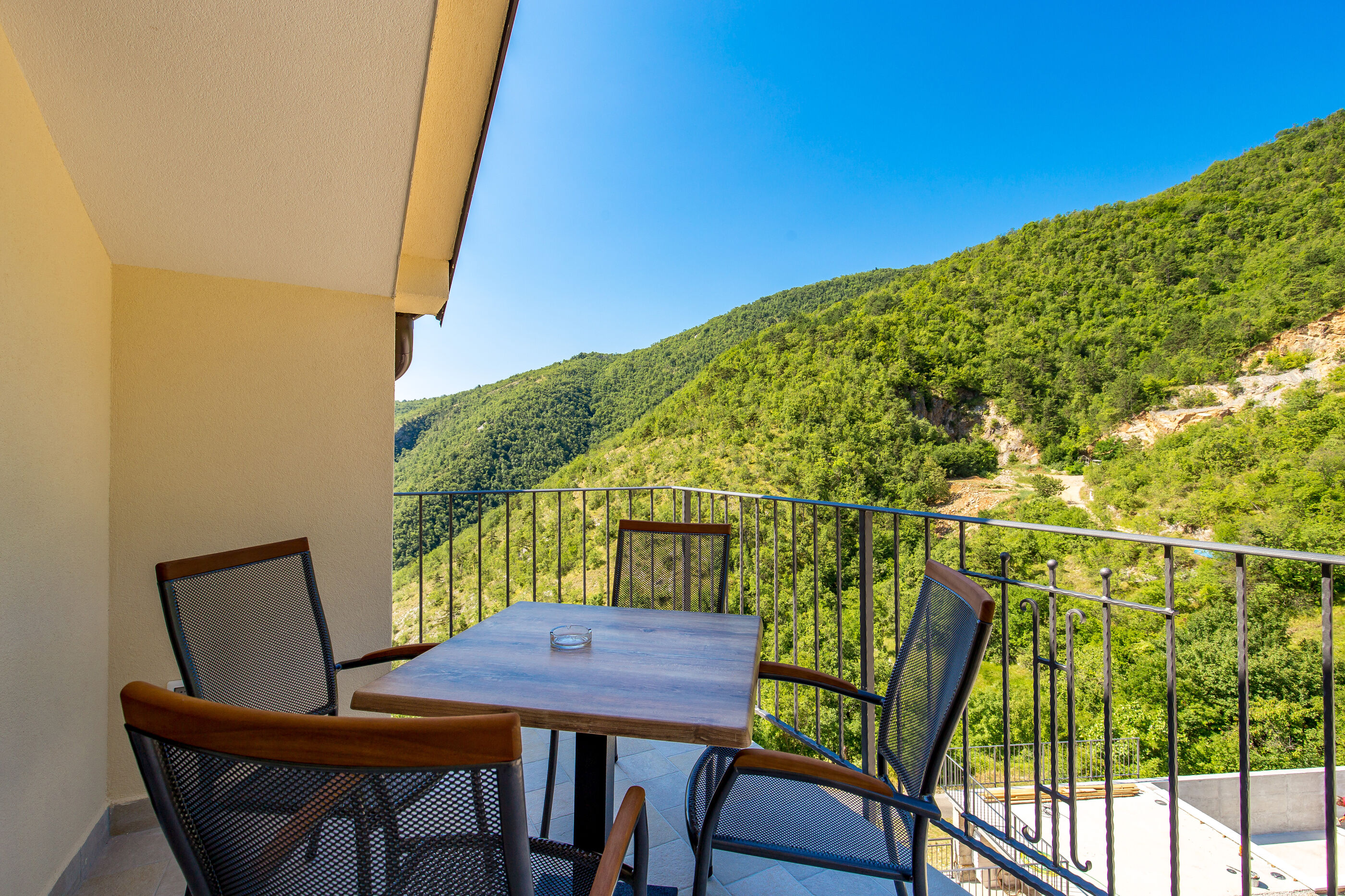 Apartments and Rooms Villa Bettina 91691-A1