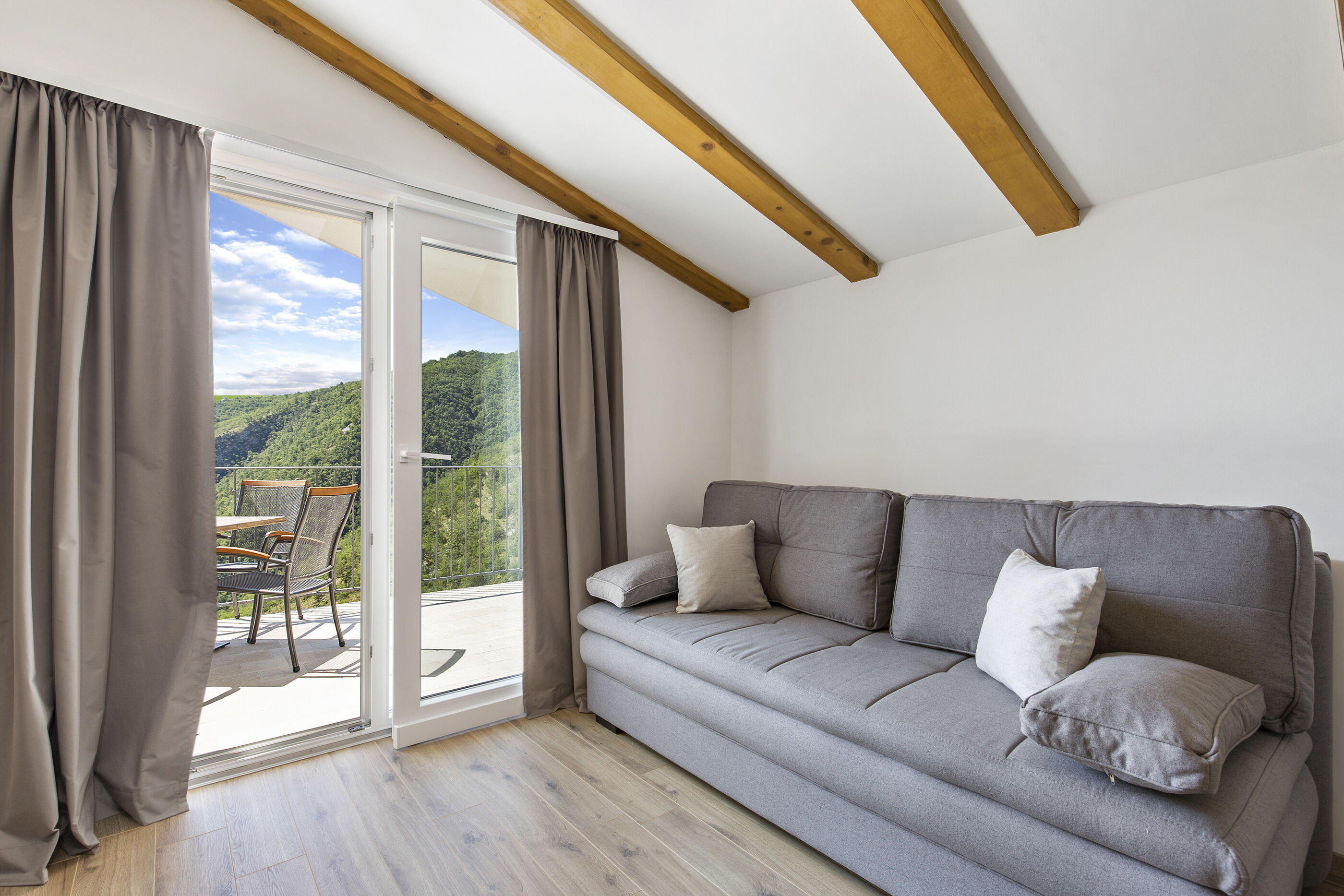 Apartments and Rooms Villa Bettina 91691-A2