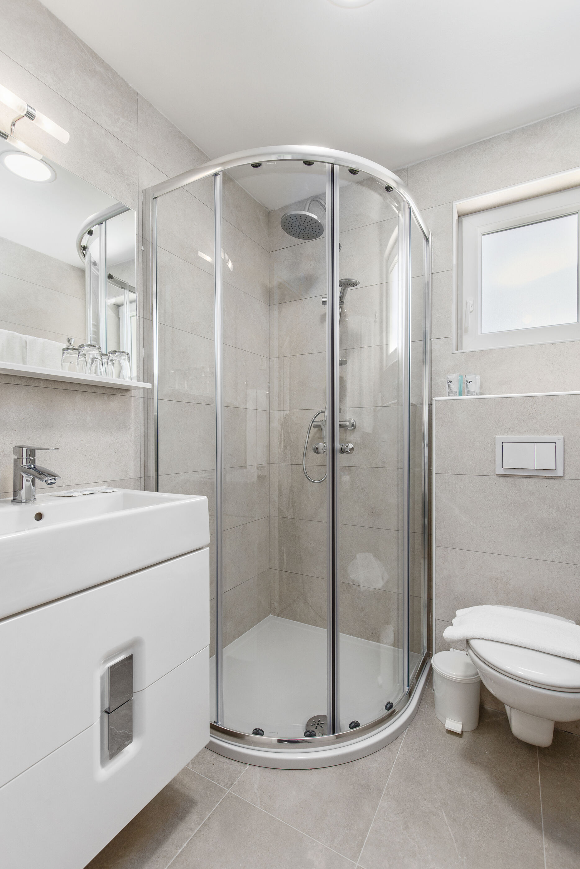 Apartments and Rooms Villa Bettina 91691-A3
