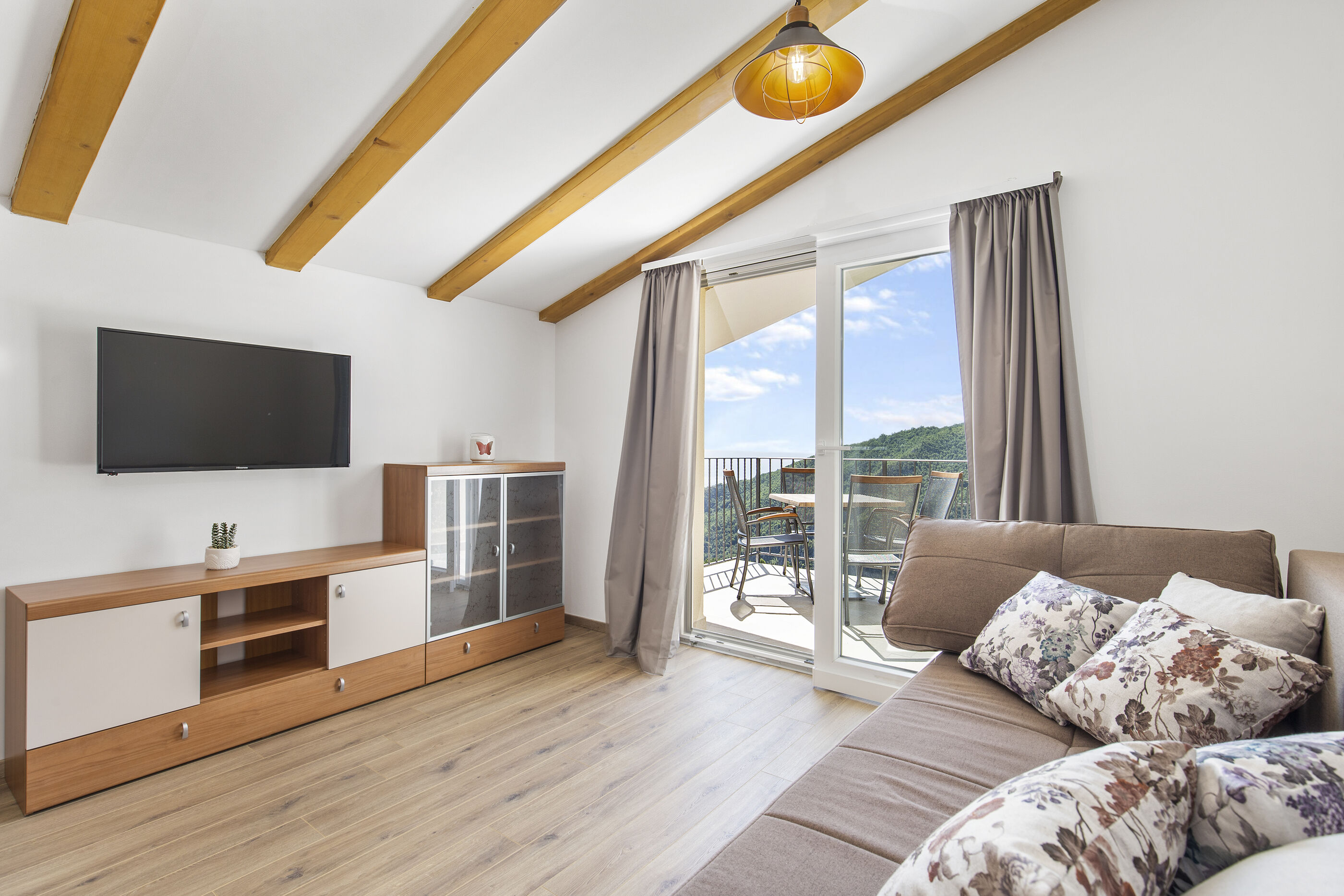 Apartments and Rooms Villa Bettina 91691-A3