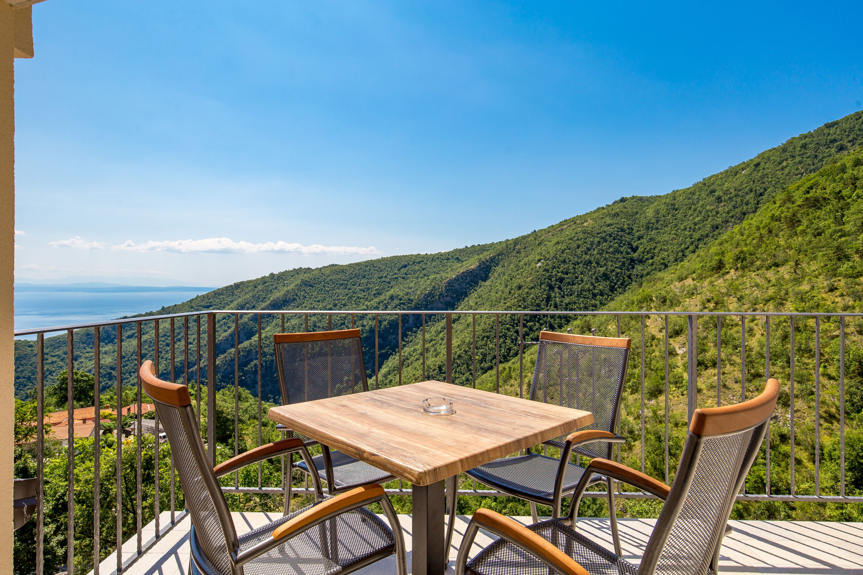 Apartments and Rooms Villa Bettina 91691-A3