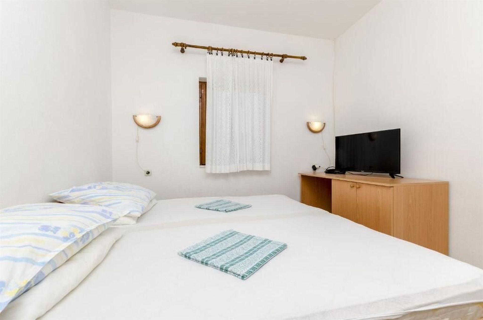 Apartments Petra 57491-A2