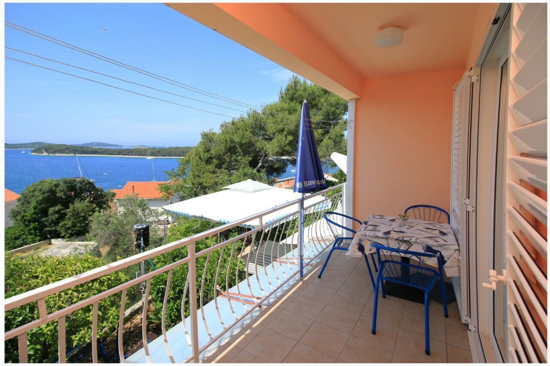 Apartments Anita i Visnja 46491-A2