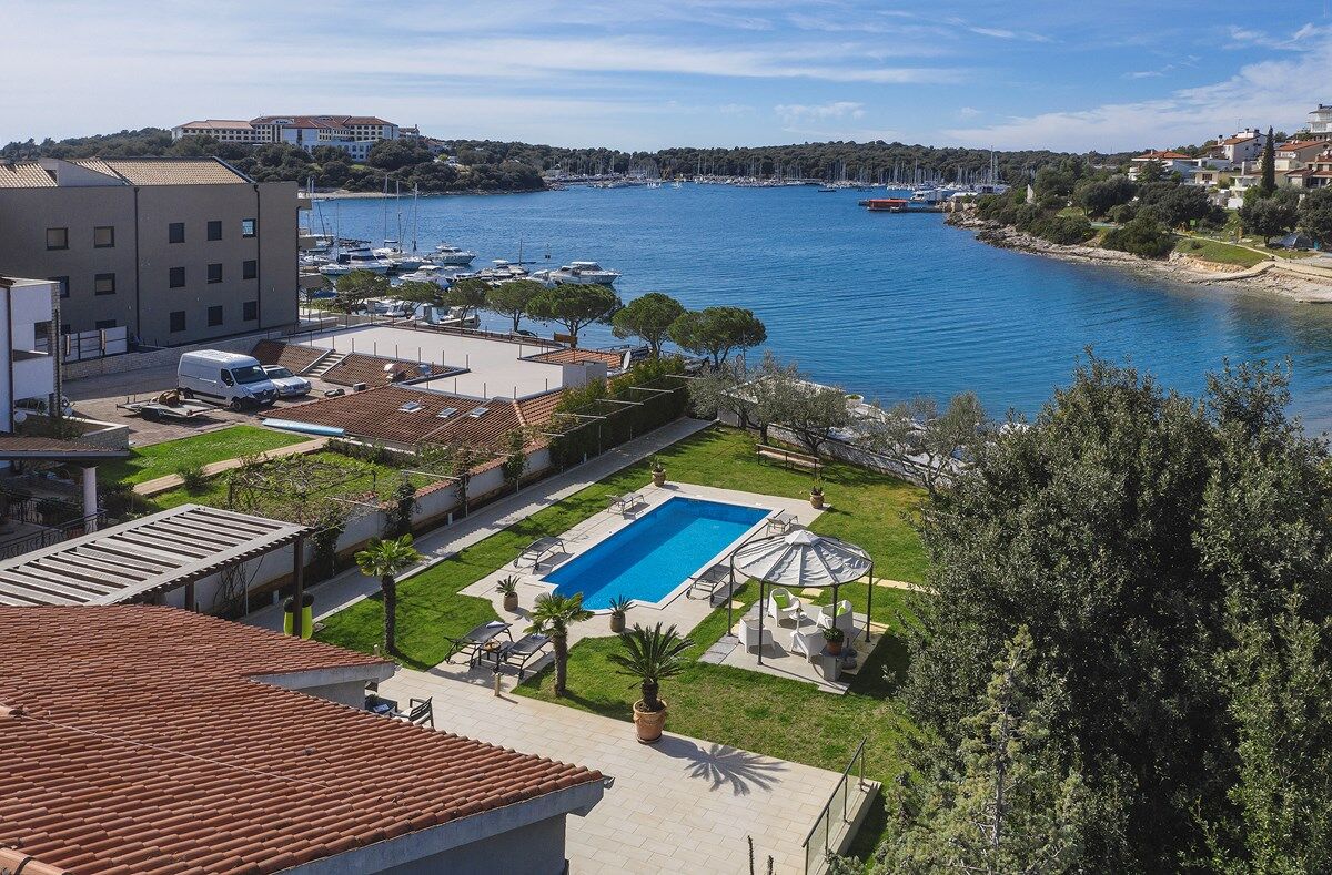 Villa Contessa Del Mar 74042-K1