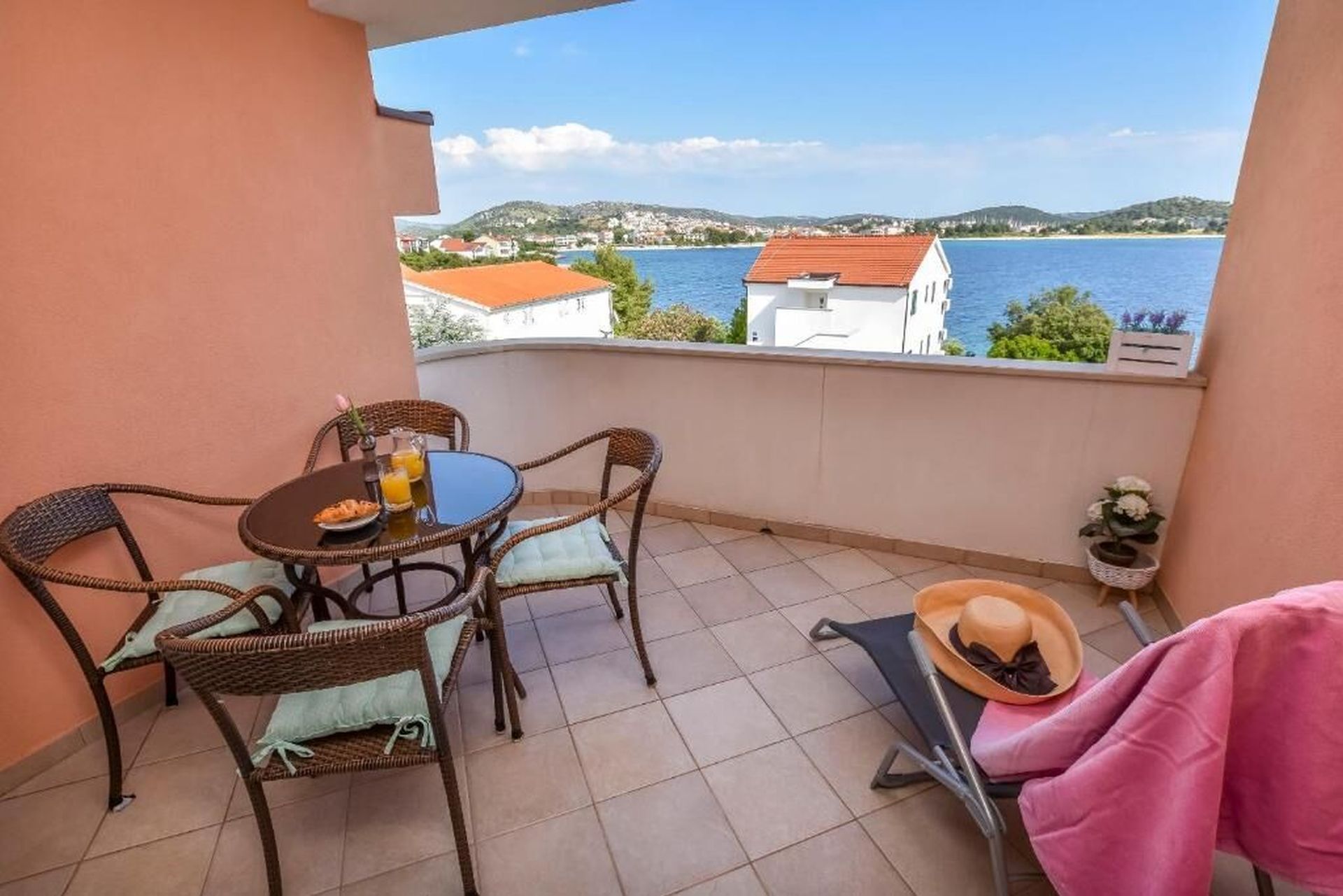 Apartments Anka 22951-A2