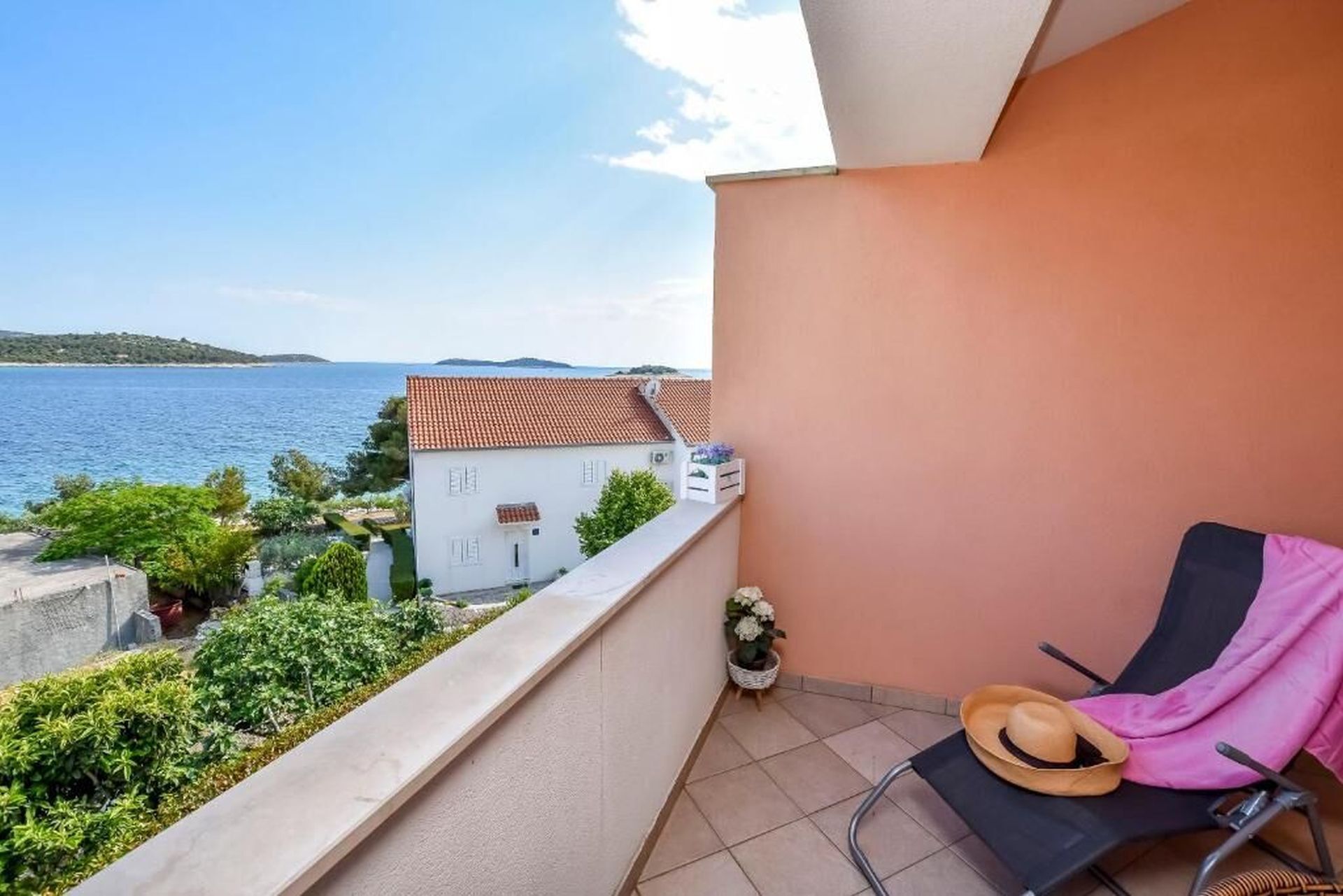 Apartments Anka 22951-A2