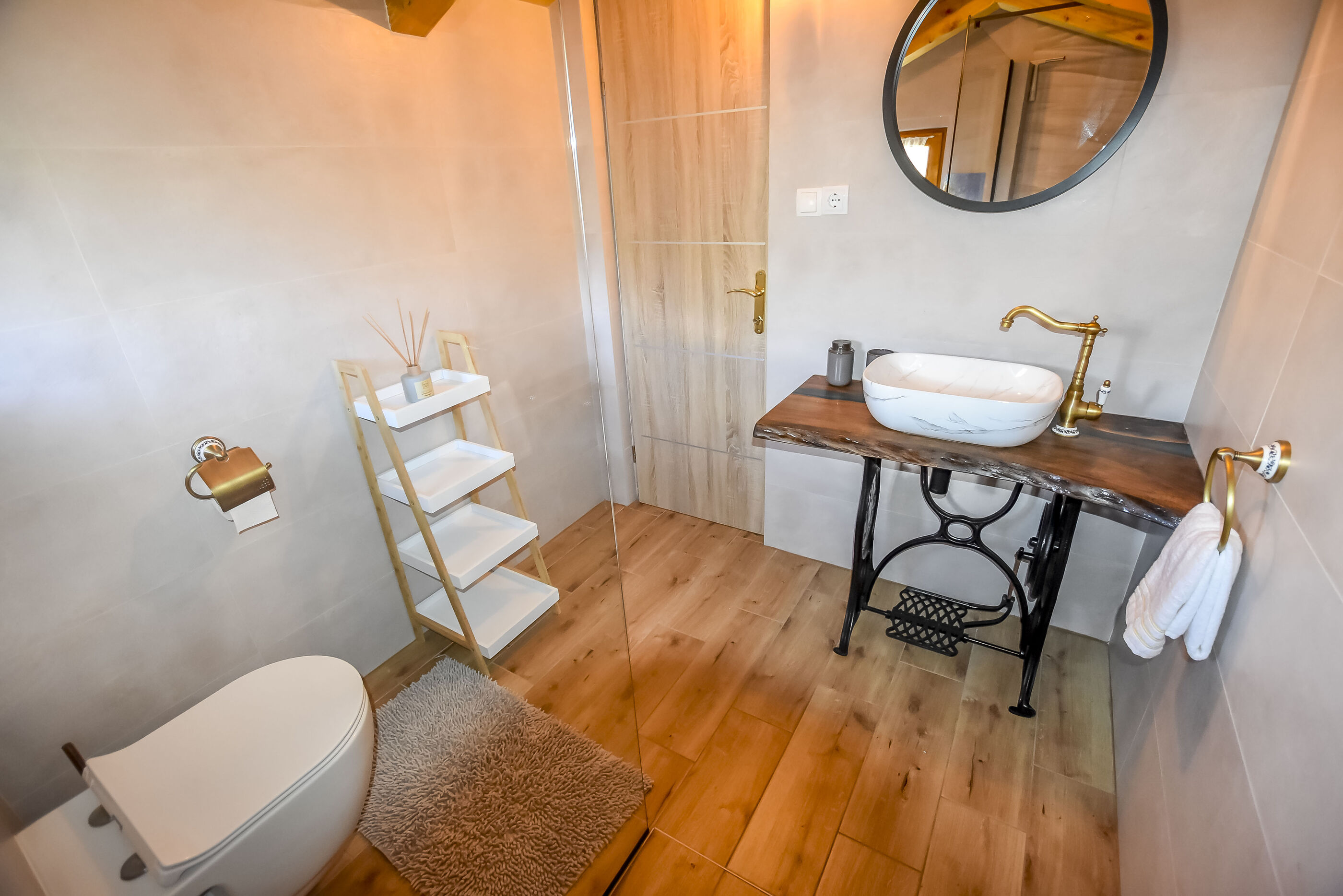 House Kastel 23701-K1