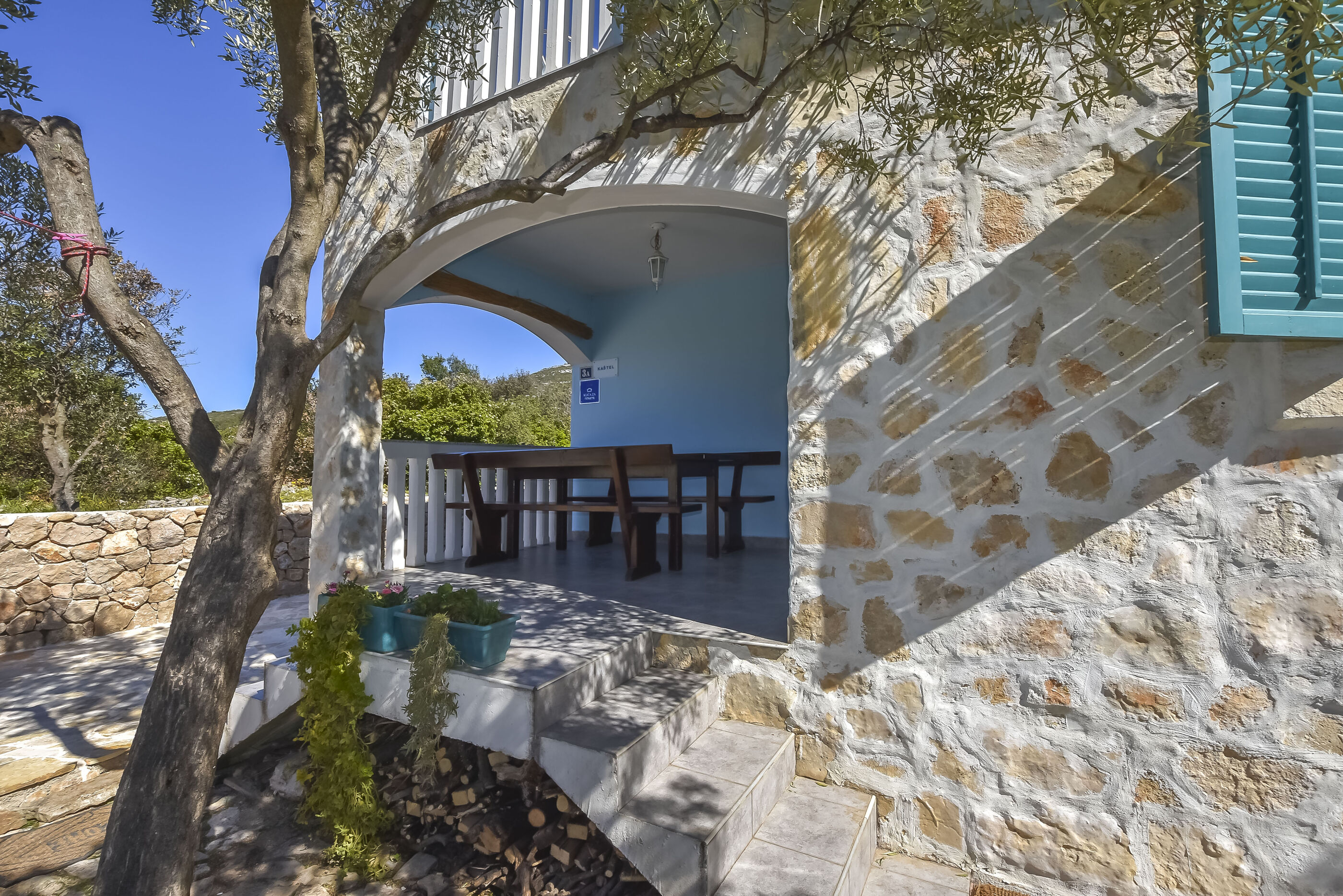 House Kastel 23701-K1