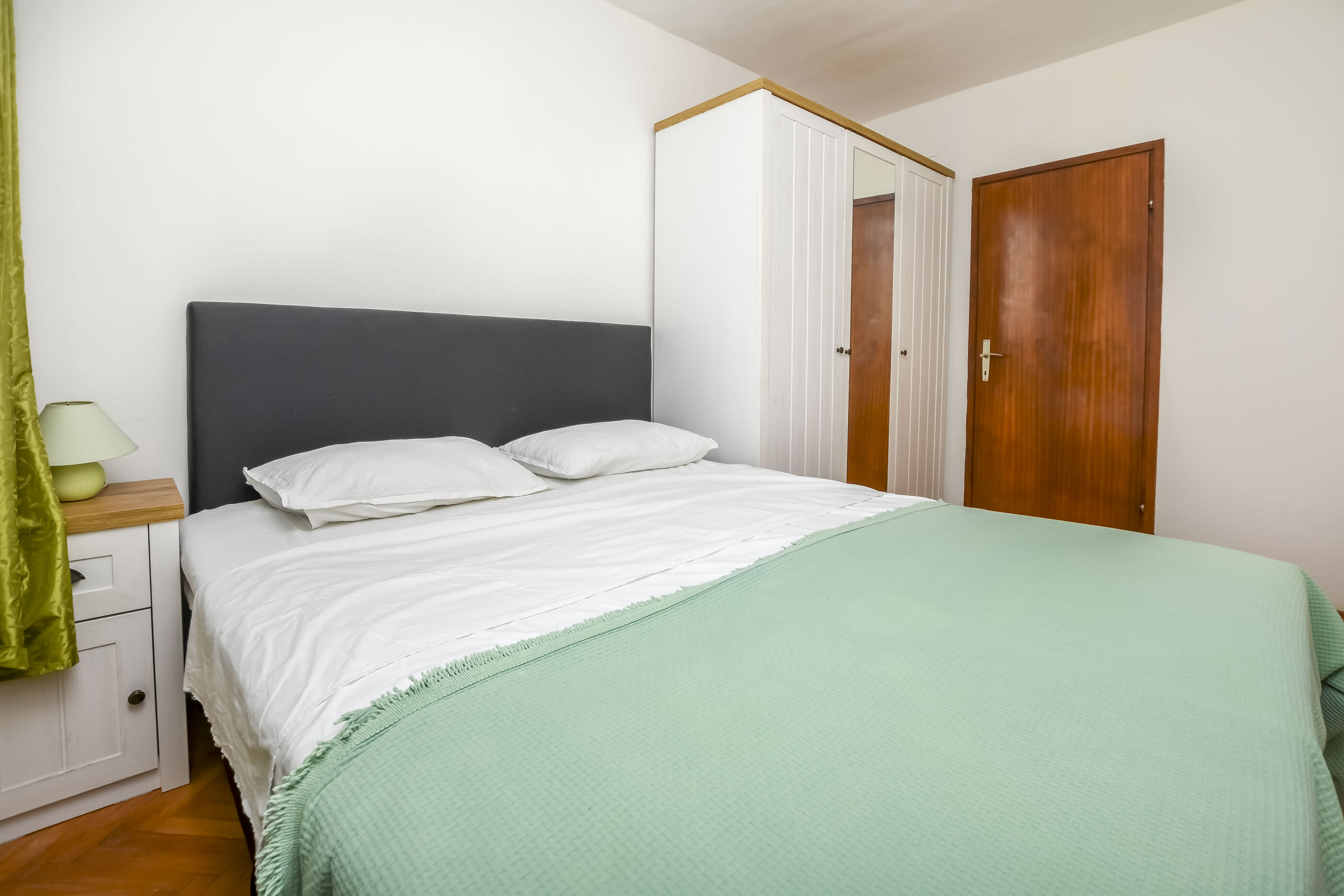 Apartments Ercegović 20551-A1