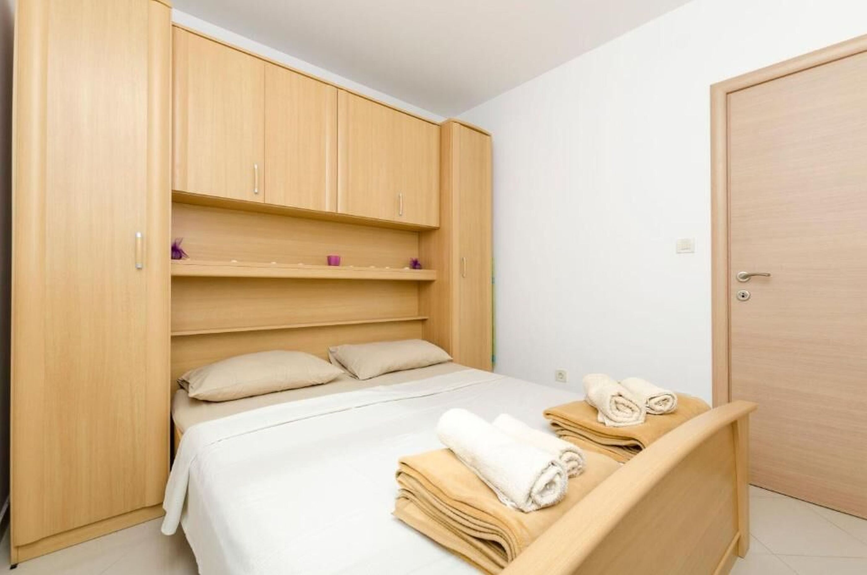 Apartments Dragica 28771-A1