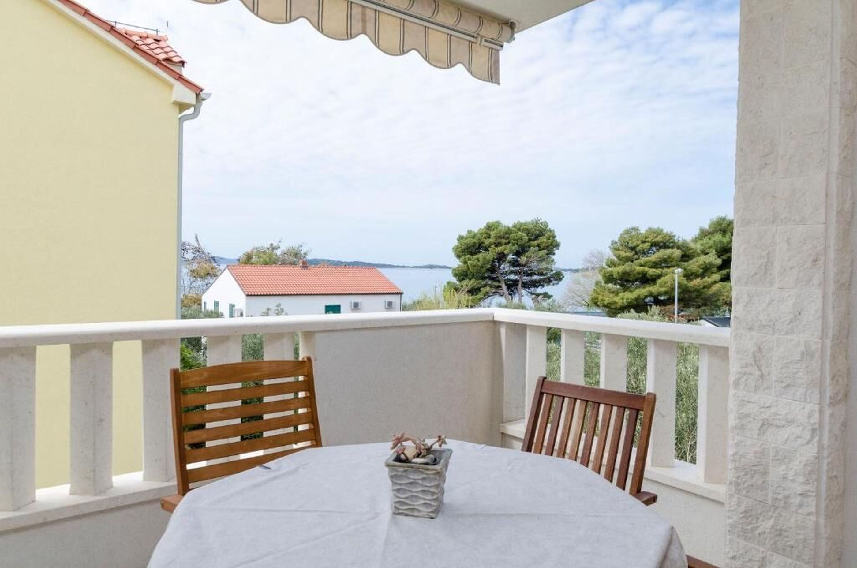 Apartments Dragica 28771-A2