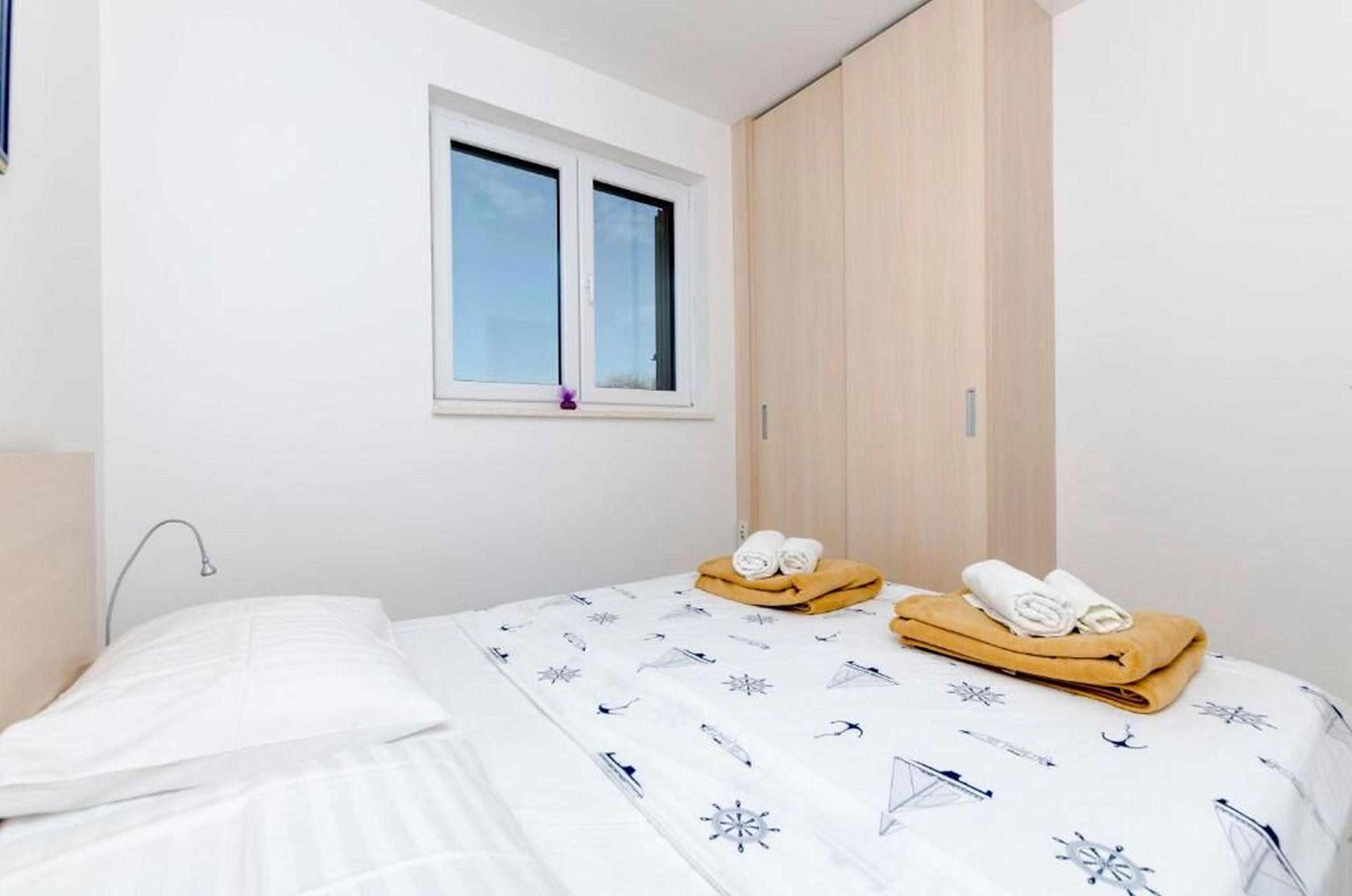Apartments Dragica 28771-A2