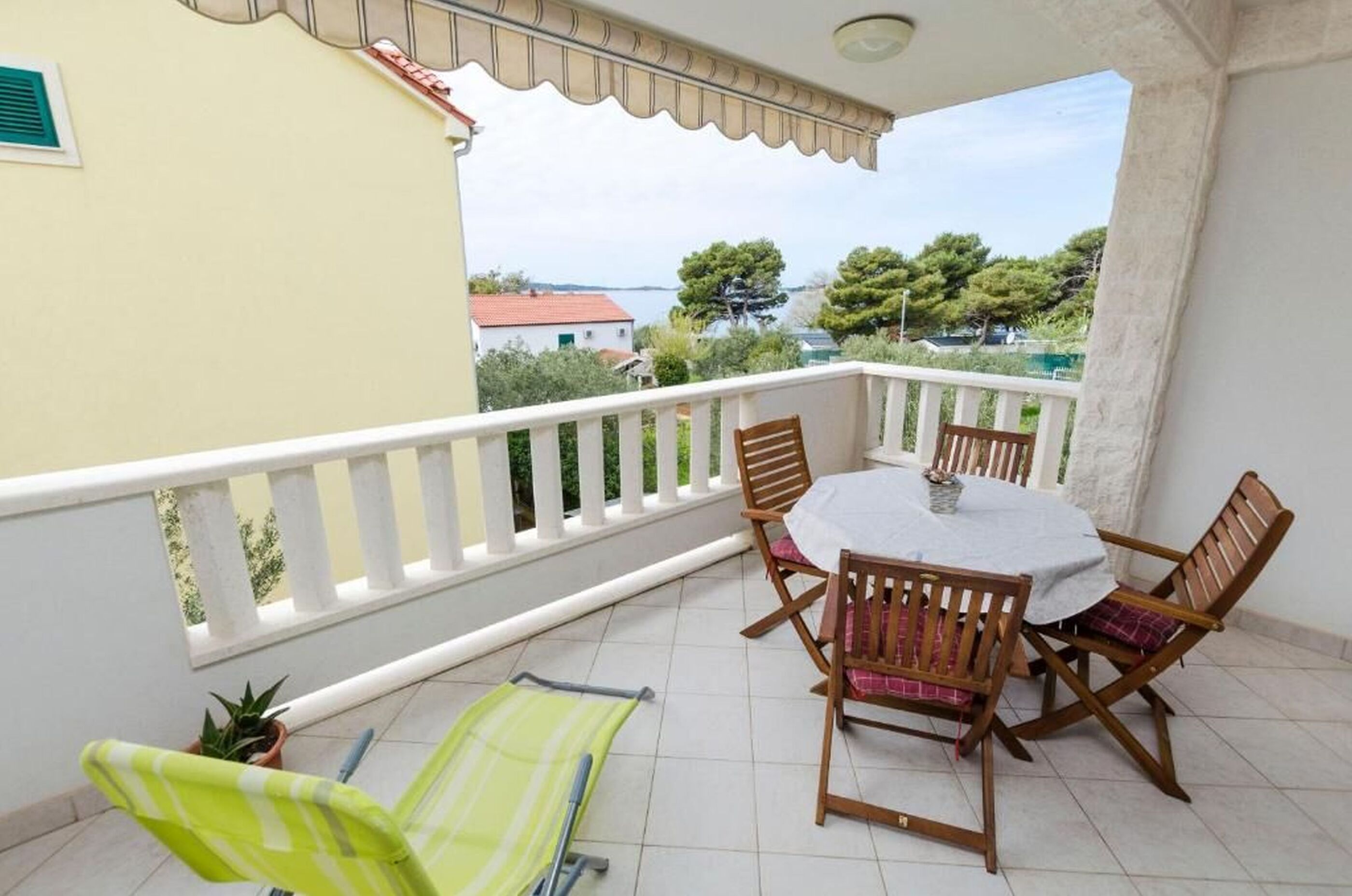 Apartments Dragica 28771-A2