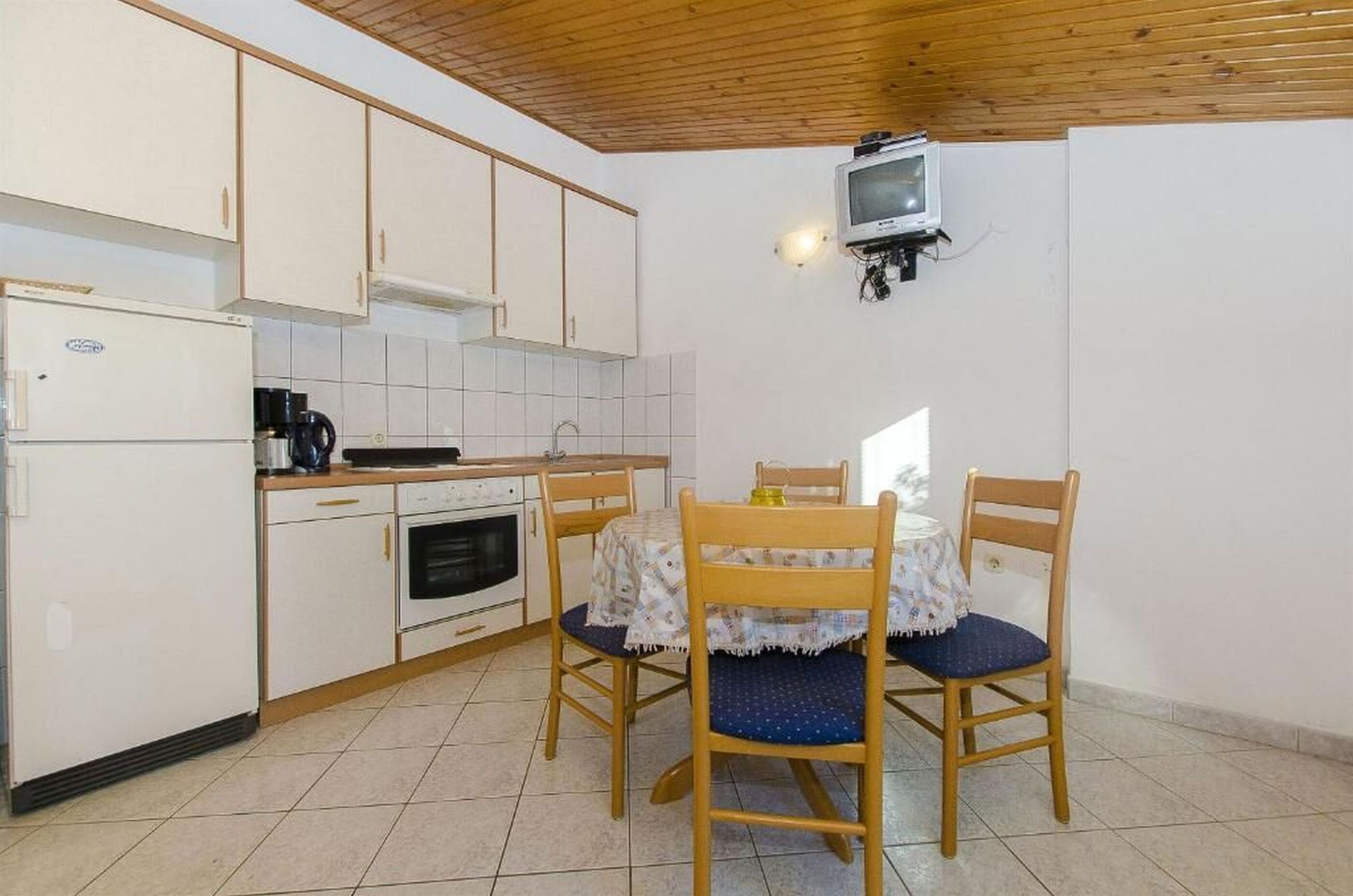 Apartments Nada 57041-A4