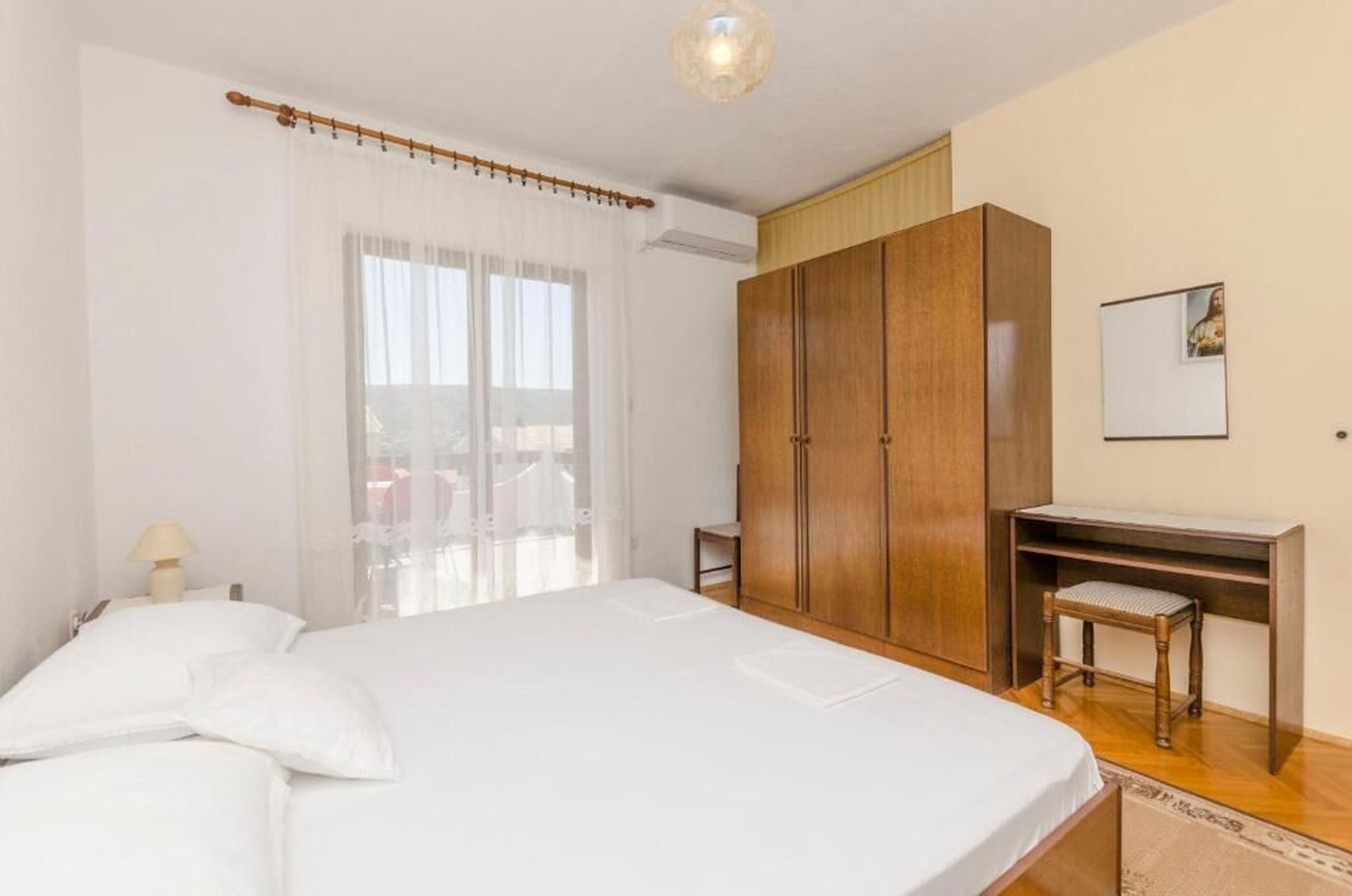 Apartments Špavalo 57361-A1