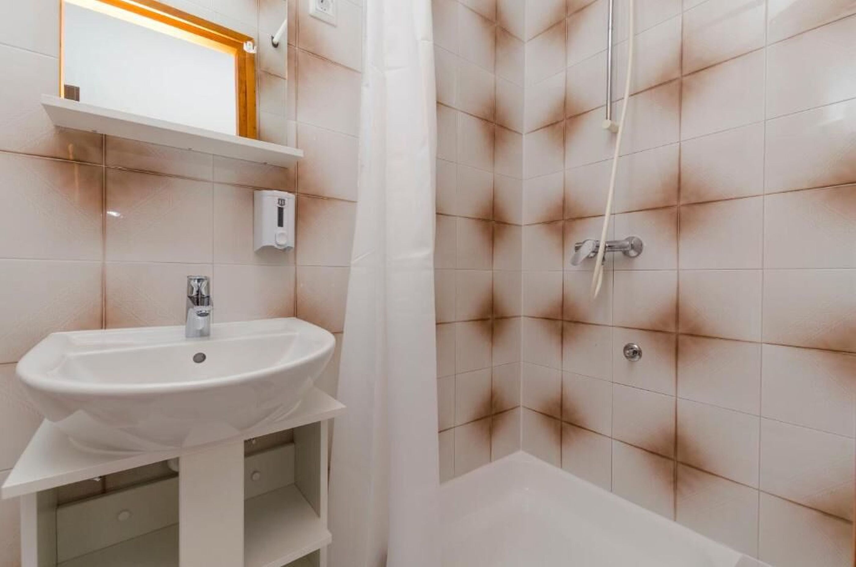 Apartments Špavalo 57361-A2