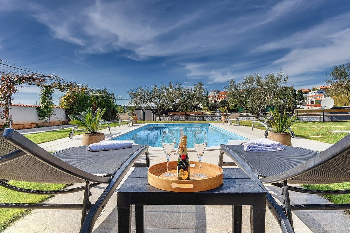 Villa Contessa Del Mar 74042-K1