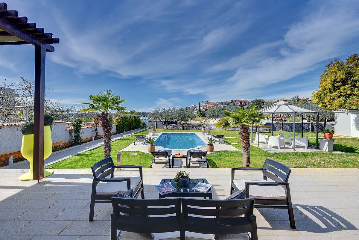 Villa Contessa Del Mar 74042-K1