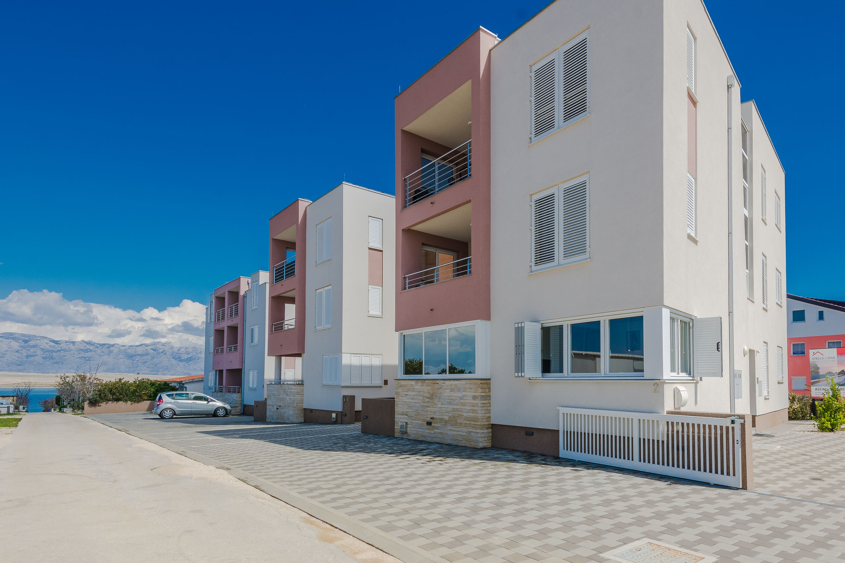 Apartments Gavran 33489-A1