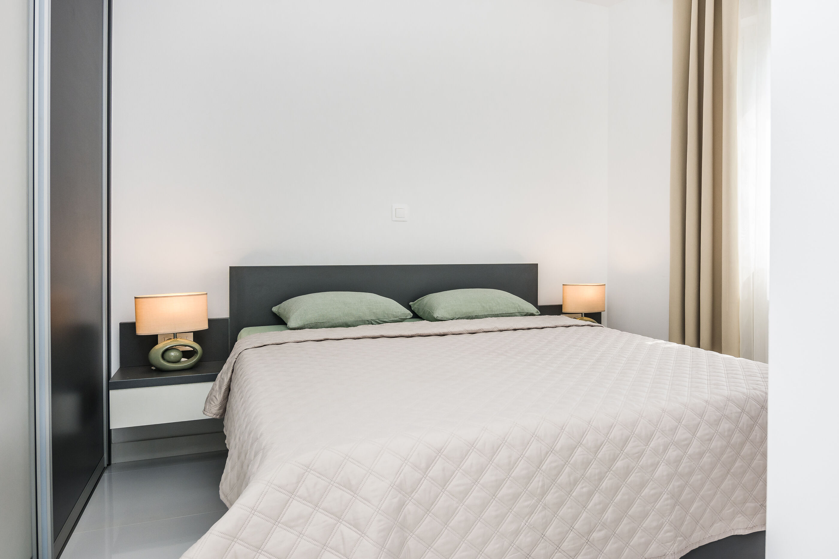 Apartments Gavran 33489-A1