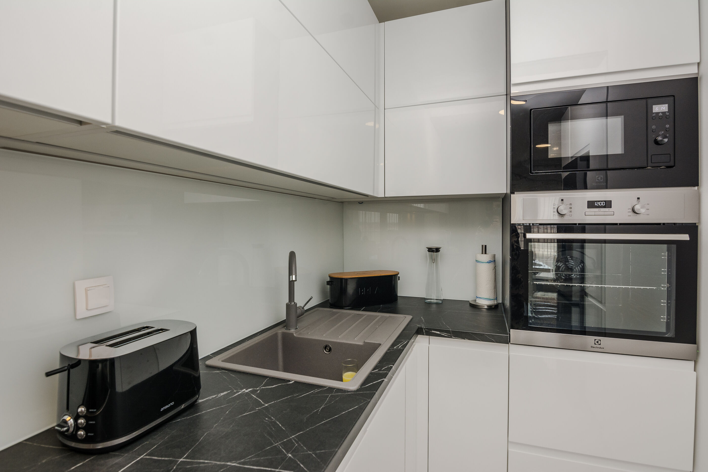 Apartments Gavran 33489-A2