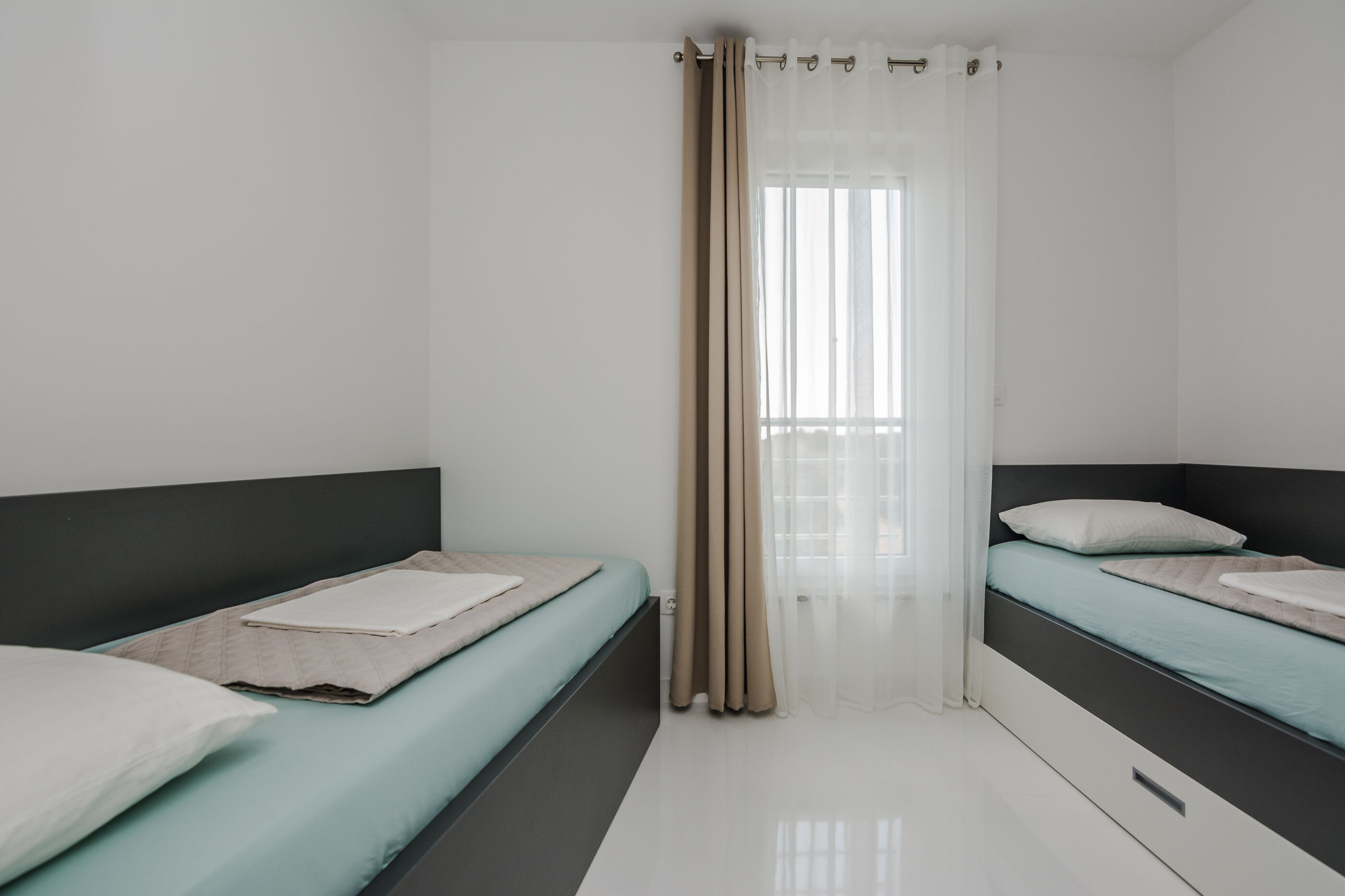 Apartments Gavran 33489-A2