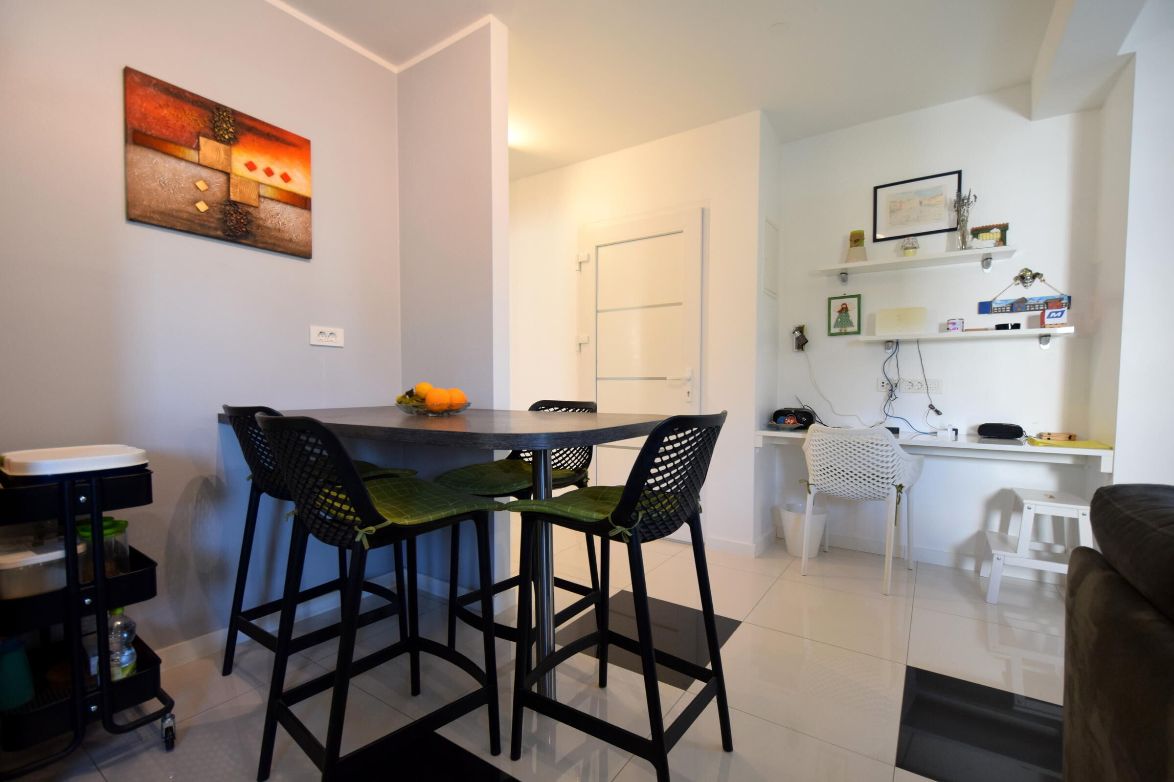 Apartment Diva 12283-A1