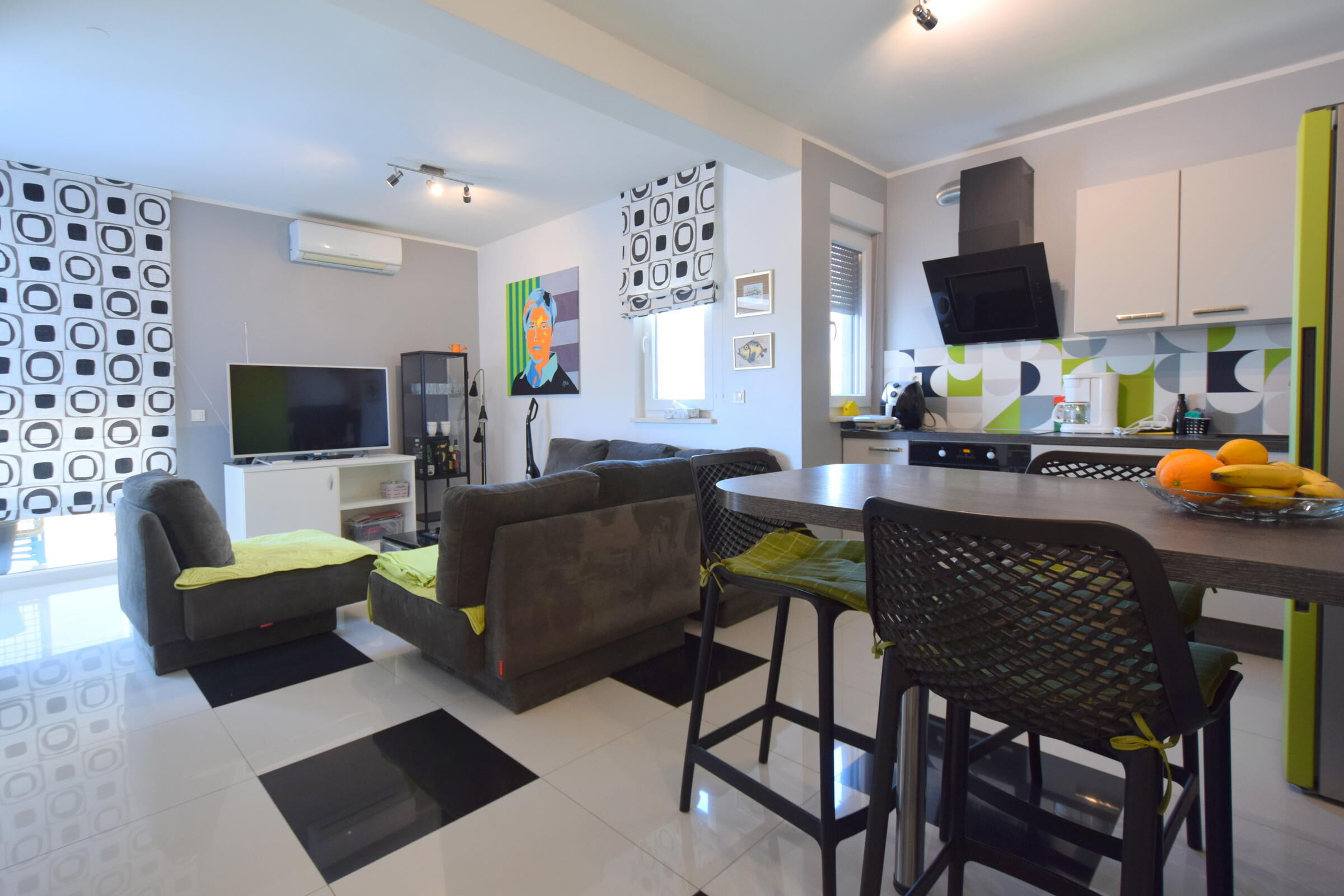 Apartment Diva 12283-A1