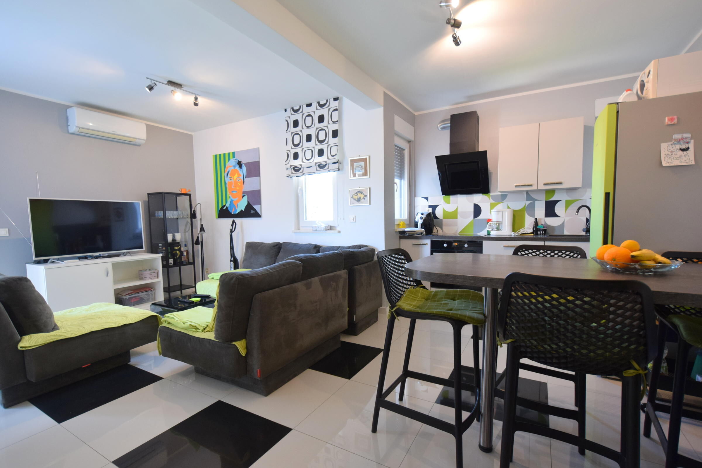 Apartment Diva 12283-A1
