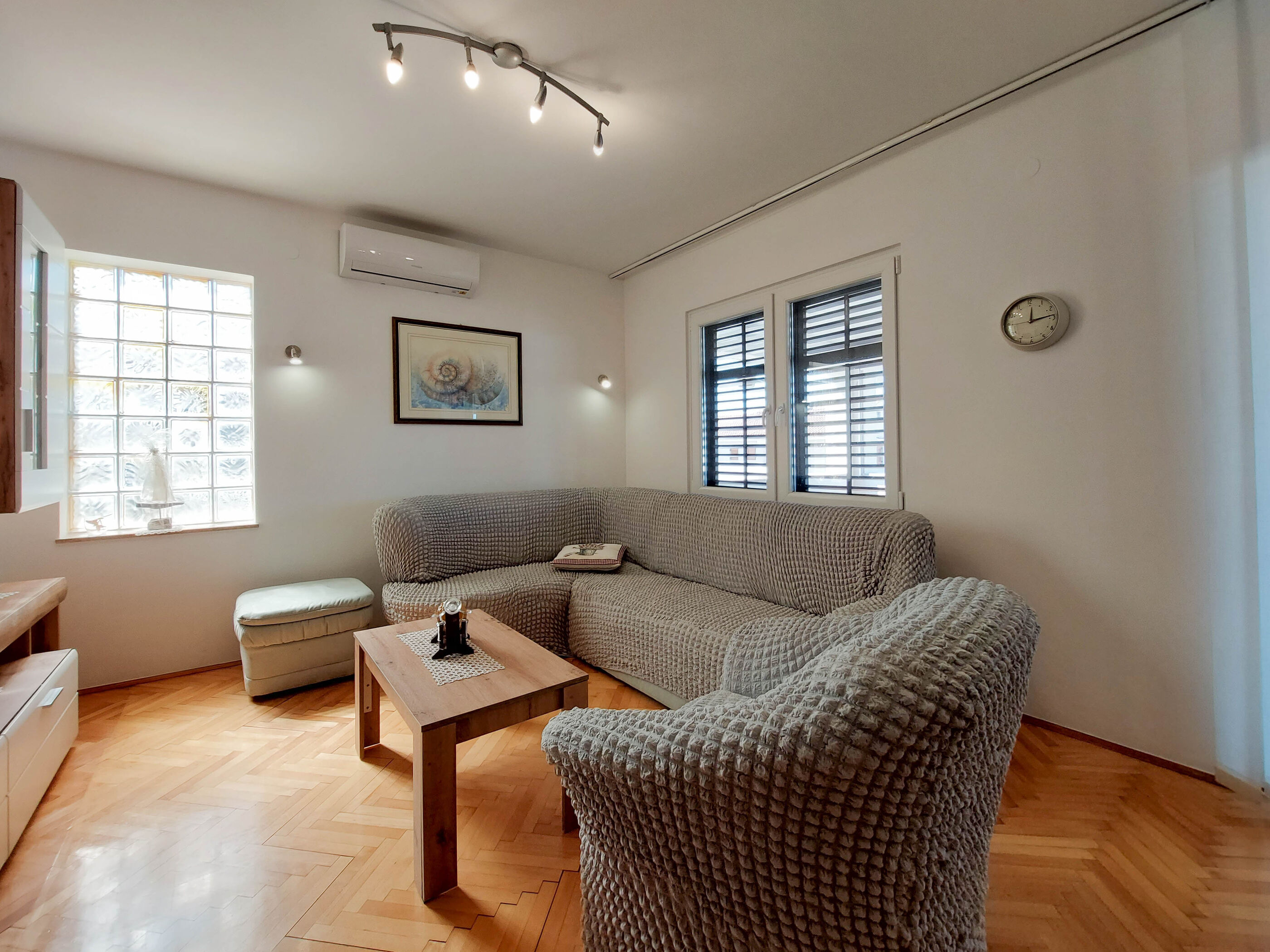 Apartment Neda 86161-A1