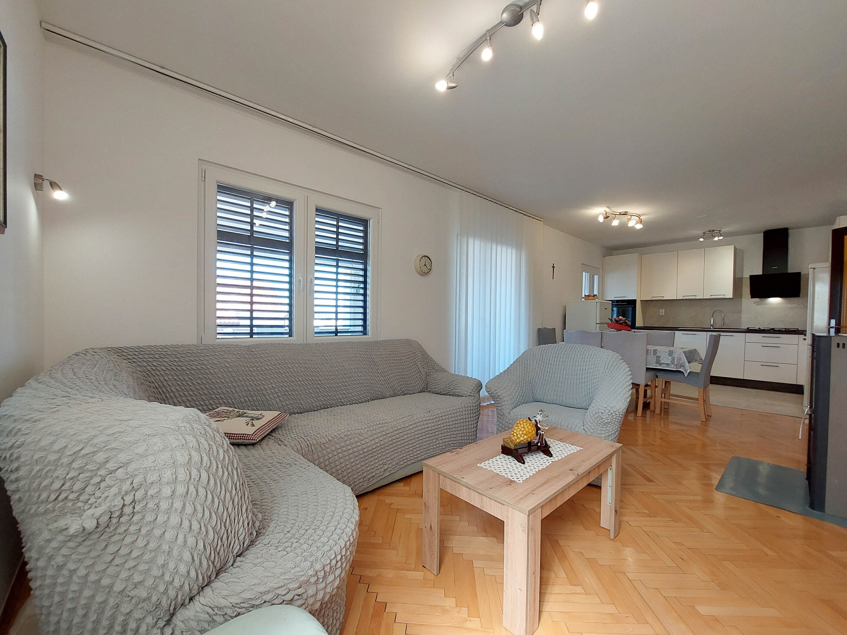 Apartment Neda 86161-A1