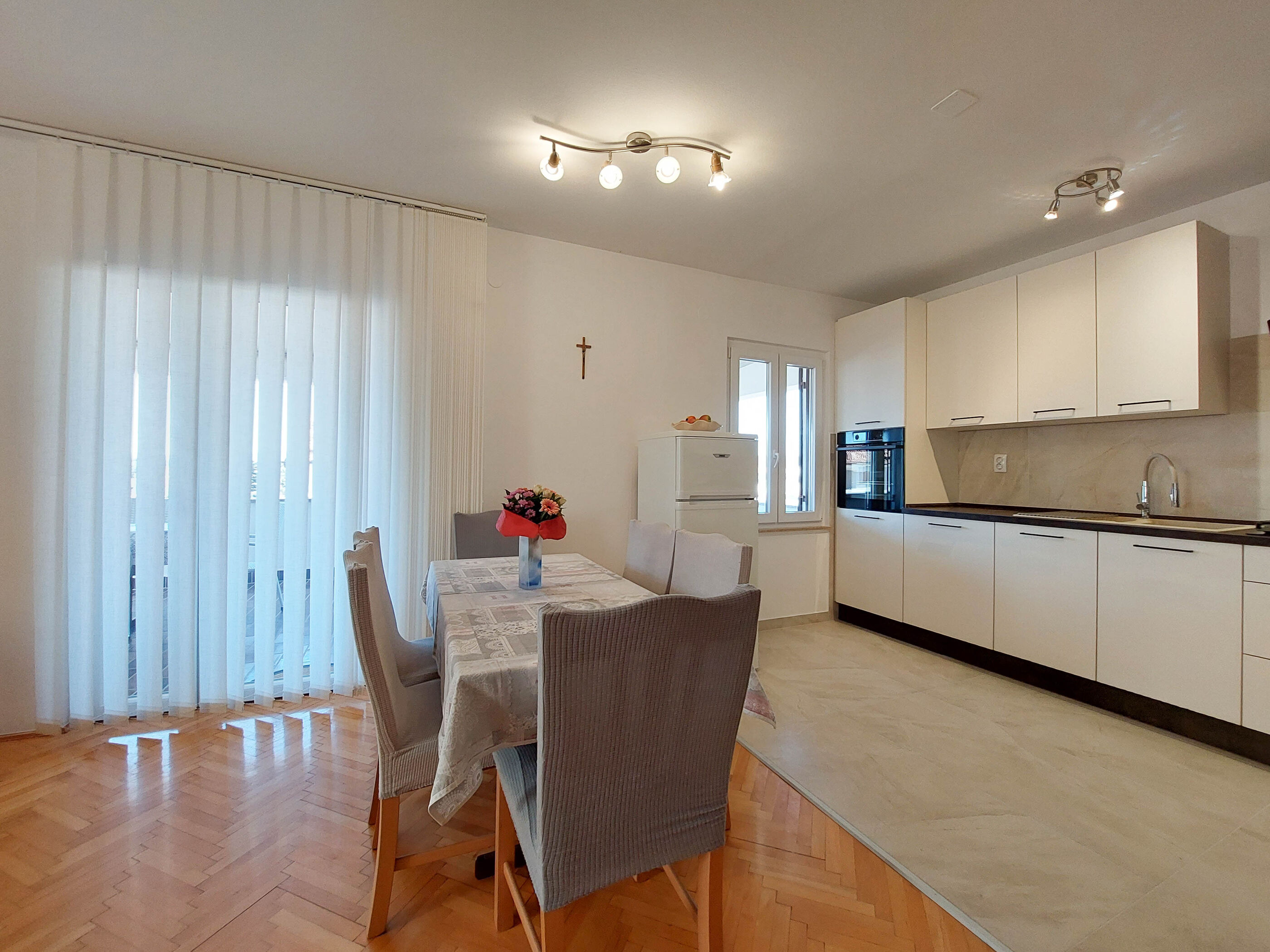 Apartment Neda 86161-A1