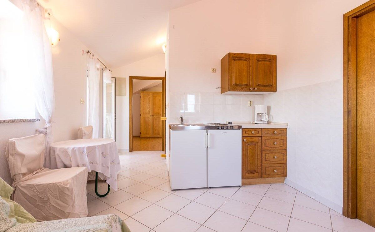 Apartment House Vjera 76011-A1