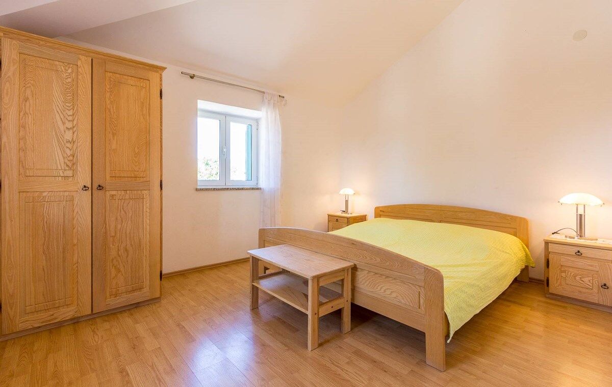 Apartment House Vjera 76011-A1