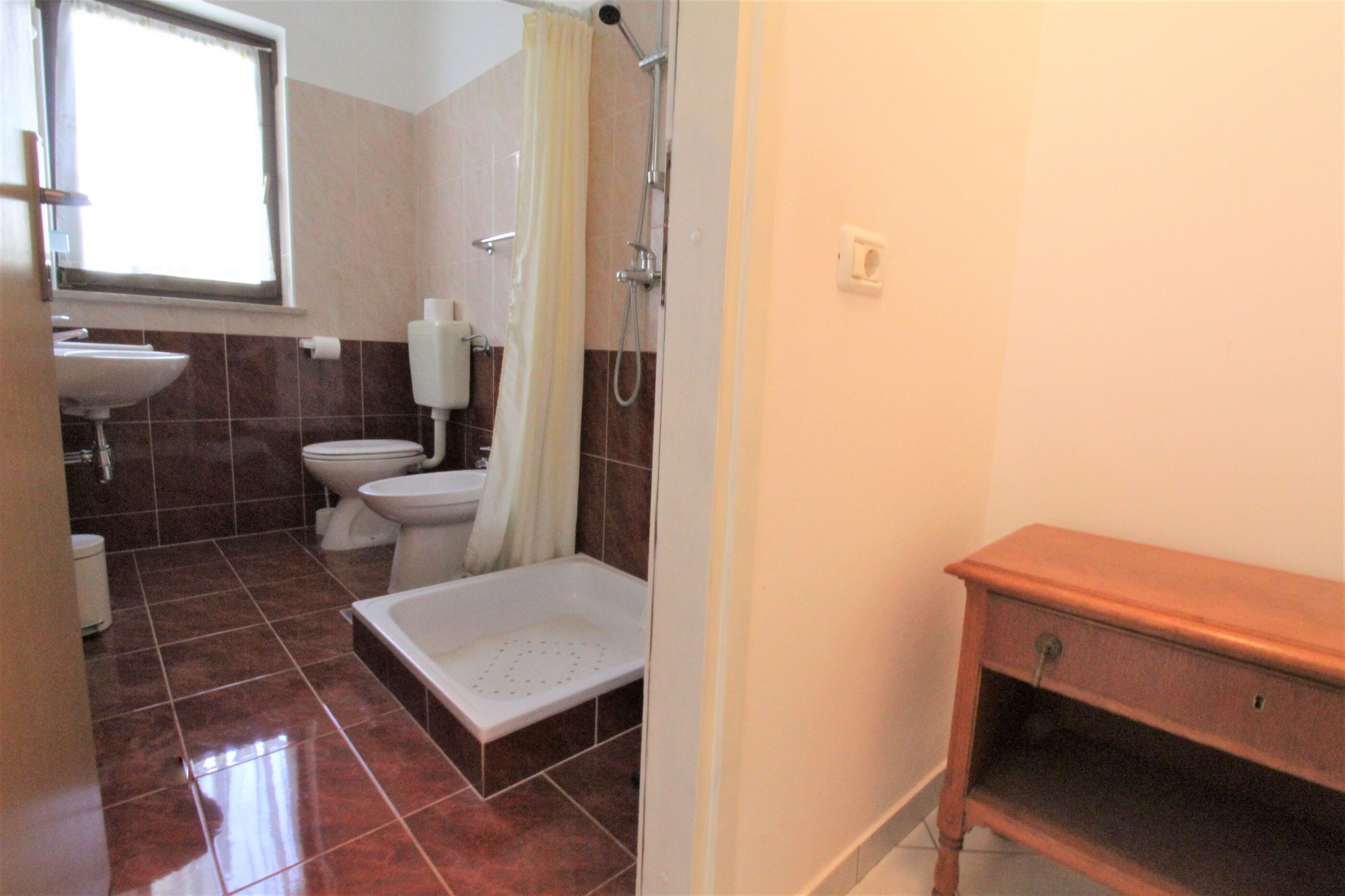 Apartments Albina Valiza 79179-A3
