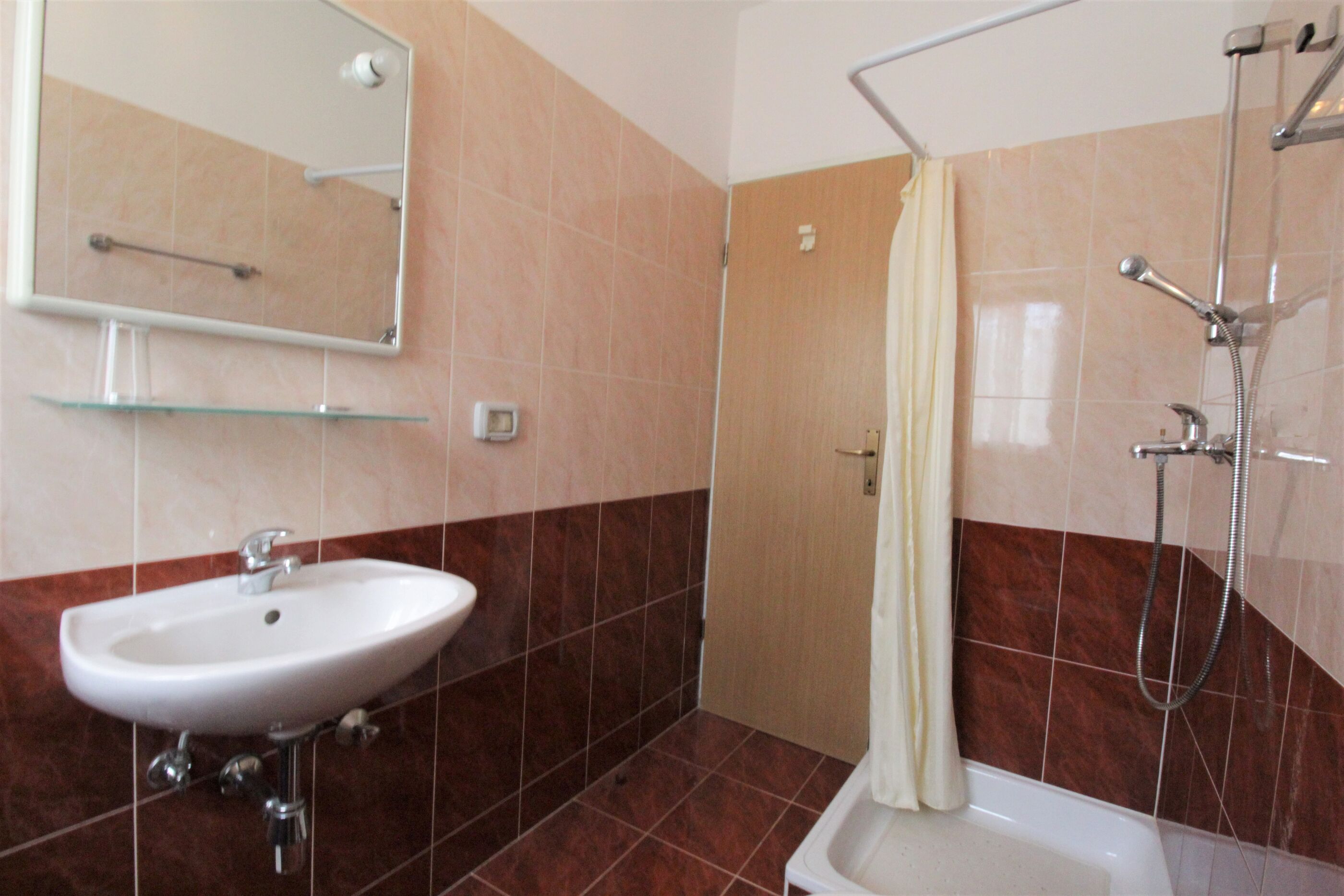 Apartments Albina Valiza 79179-A3
